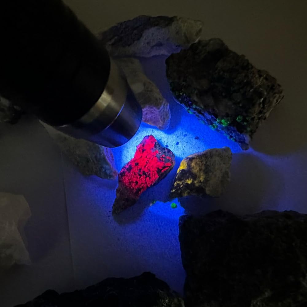 Wondsunson Handheld Rechargeable Midwave Ultraviolet Light, Mw 310Nm Wavelength Led Filtered Uvb Flashlight For Minerals Phosphor Detector