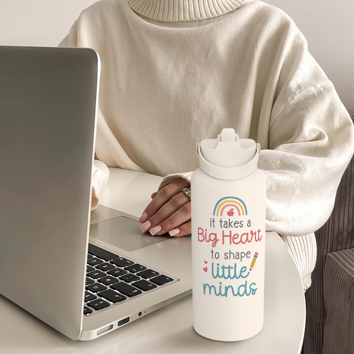 Sandjest Teacher Appreciation - It Takes A Big Heart To Shape Little Minds Water Bottle 32Oz
