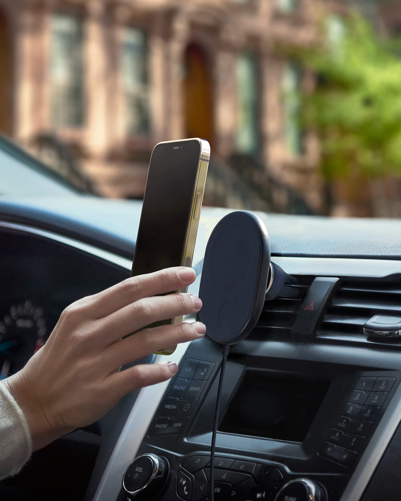 Iottie Velox Magnetic Wireless Charging Air Vent Car Phone Mount. Compatible With Magsafe Iphones Including Iphone 12/13/14/15 Series (Car Charger Included)