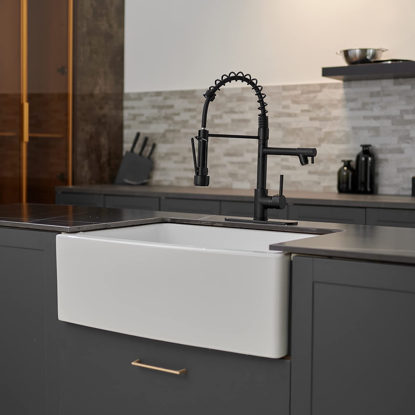 Greenspring Matte Black Kitchen Sink Faucet With Sprayer Commercial Single Handle High Arc Spring Kitchen Faucet With Cover Plate