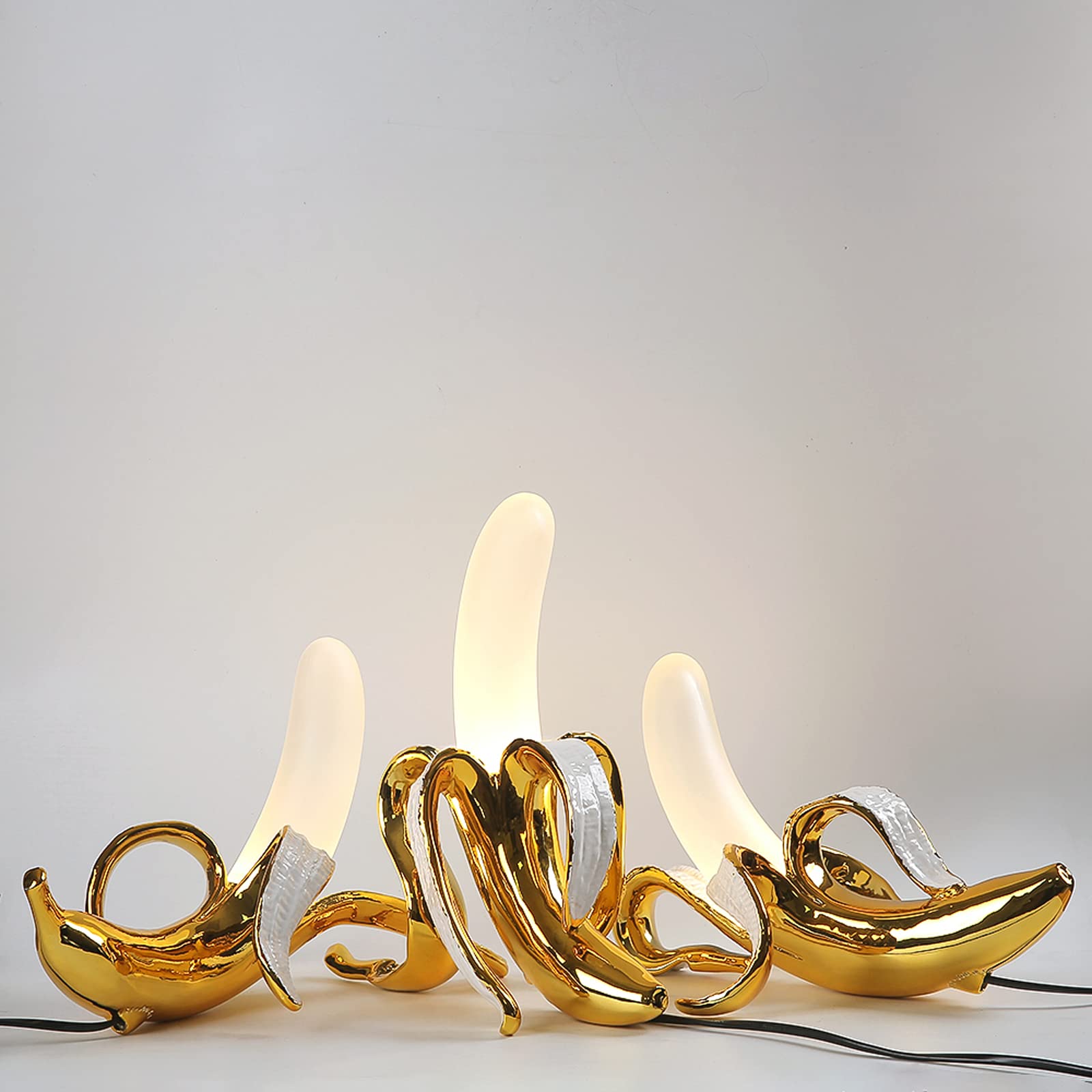 Lazhug Modern Plated Resin Banana Table Lamp Light Novelty Plug In Led Fruit Night Lights,Funky Banana Lamp For Office Decorations Bedroom Atmosphere Lamp (Lying Banana Lamp)