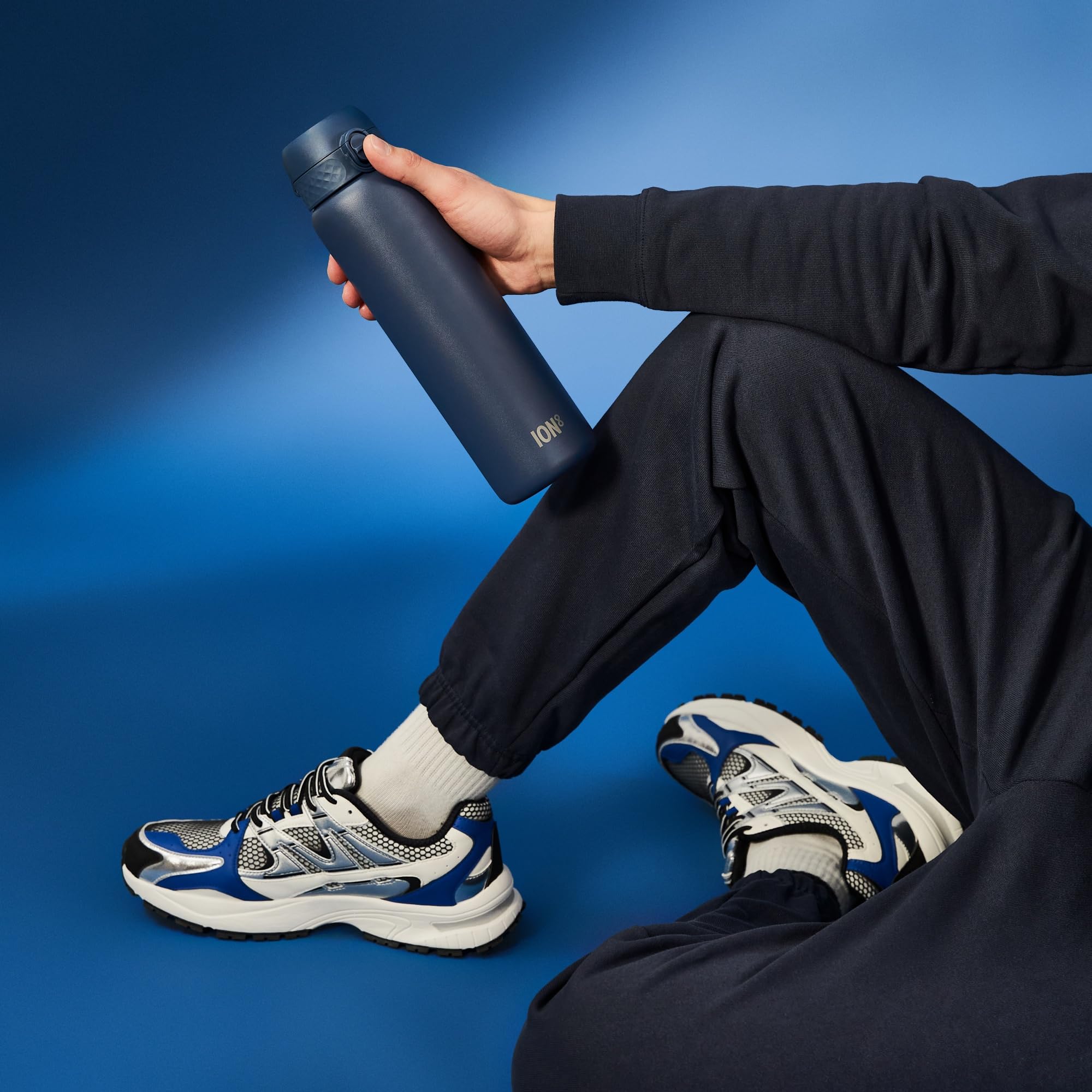 Ion8 Vacuum Insulated Stainless Steel 1 Litre Water Bottle, 920 Ml/31 Oz, Leak Proof, Easy To Open