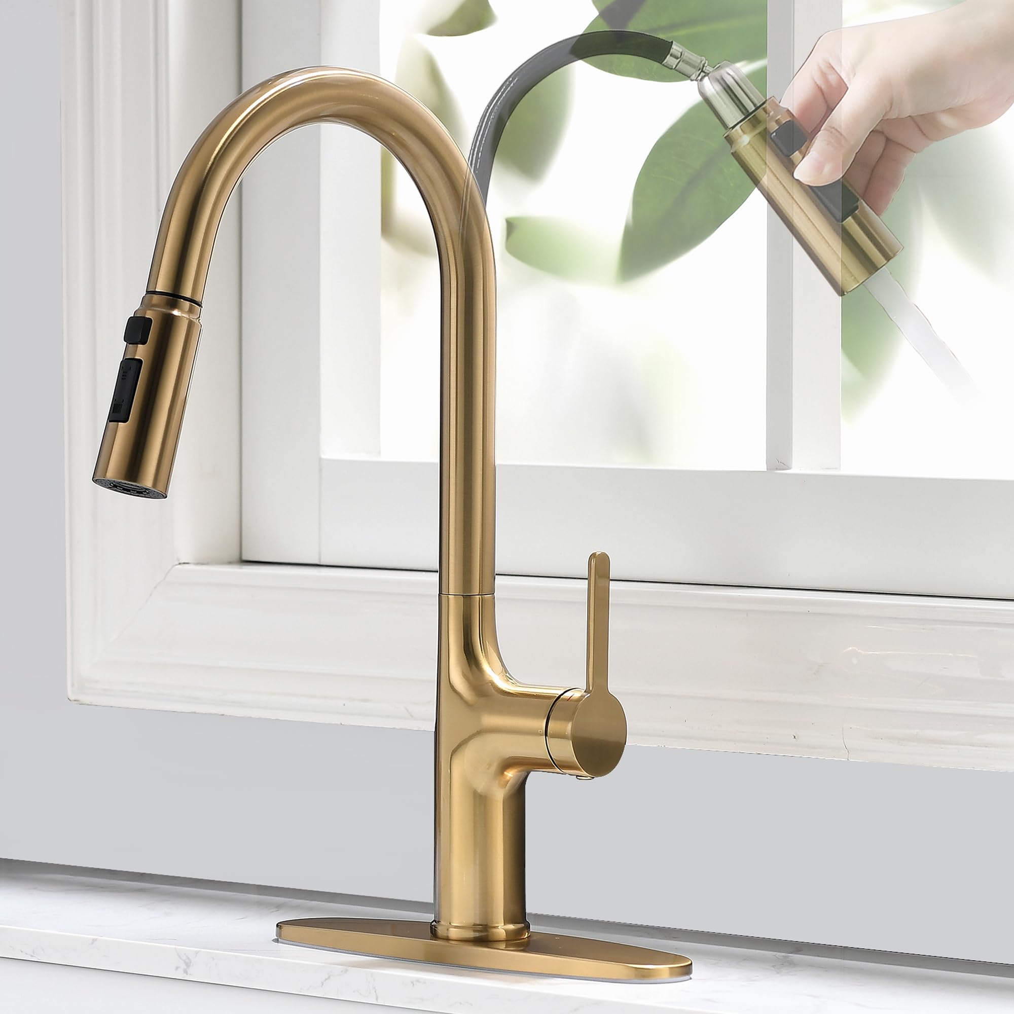Fropo Brushed Gold Kitchen Faucet, Single Handle Gold Kitchen Sink Faucet With Pull Down Sprayer Modern Stainless Steel Brass Gold Faucet With Deck Plate 3-Function Spray Head 1 Or 3 Hole
