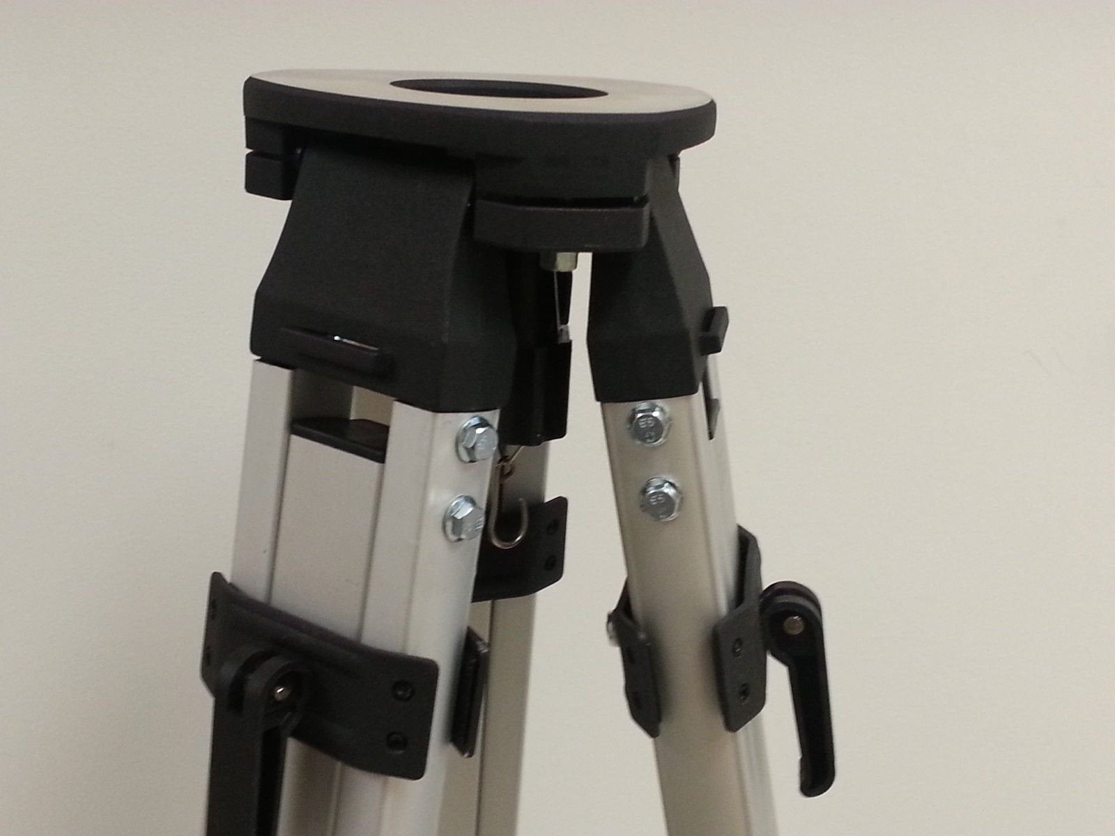 Total Surveying Instruments Heavy Duty Dual-Lock Aluminum Tripod Survey Construction Contractor