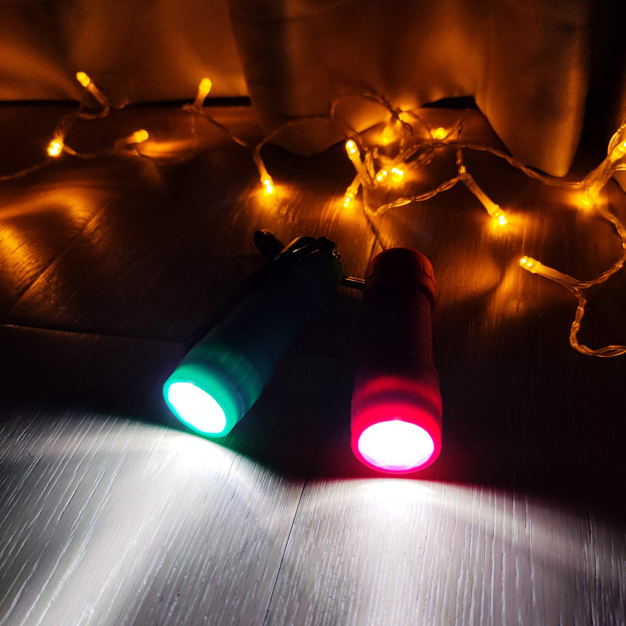 Fastpro 4-Pack 9-Led Mini Flashlight Set, Aaa Batteries Are Included And Pre-Installed, Perfect For Class Teaching, Camping, Wedding Favor