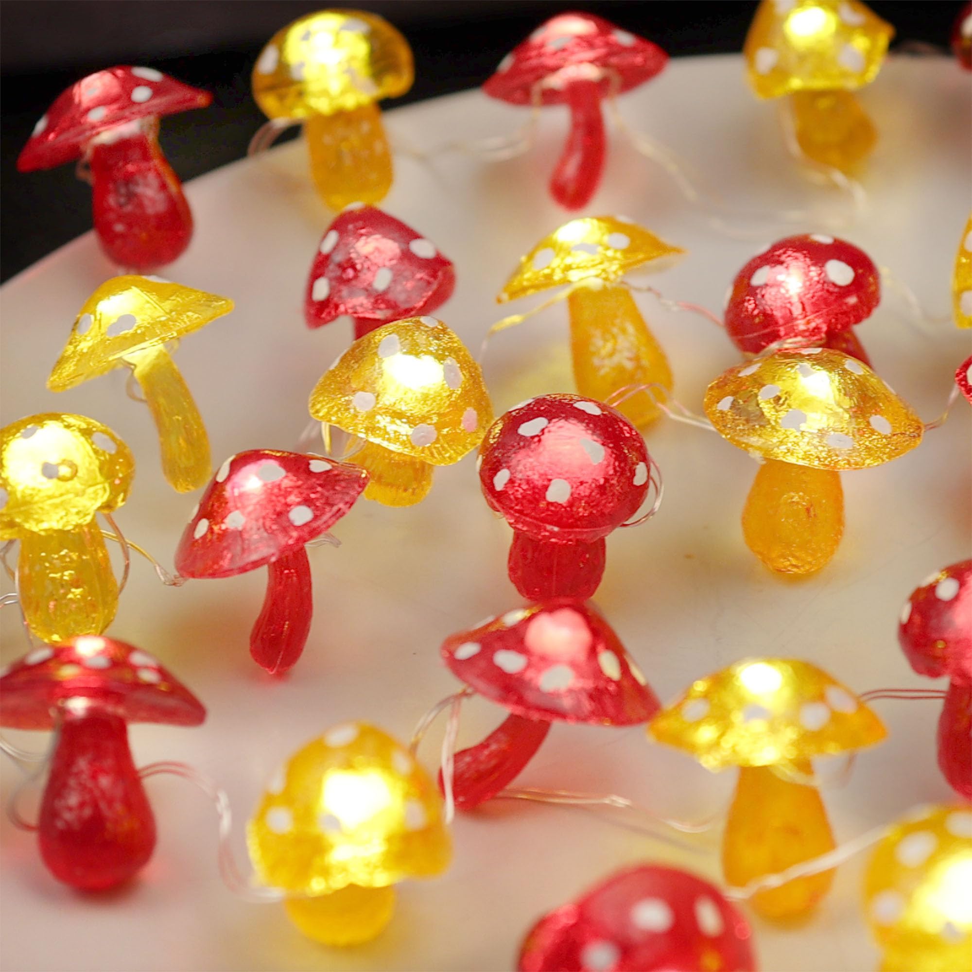 Belniak Fairy Mushroom String Lights - Unique Decorative Lights With 20 Leds 8Ft Water-Resistant Battery-Operated String Lights - Cute 3D Mushroom  For Holiday Decoration Outdoor Garden Wreath Xmas Deco