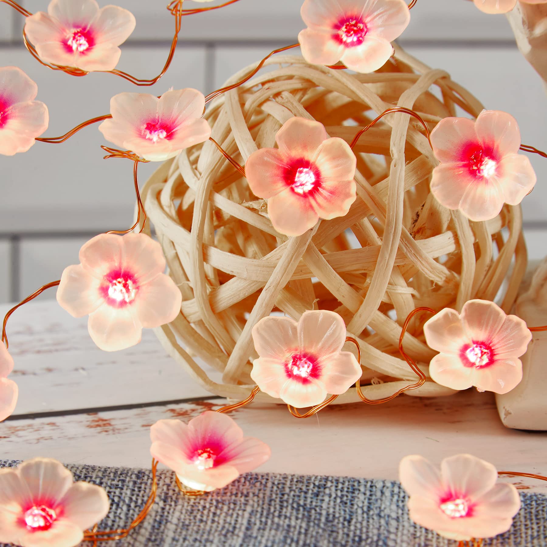 The Hxt Bartlett Garden Decor Solar Outdoor Flower Lights Cherry Blossom Solar Decor Garden Fairy Lights Sakura Flower Patio Lights Yard Decor 14Ft 40Leds Solar Pathway Floral Garland Fence Window Decoration