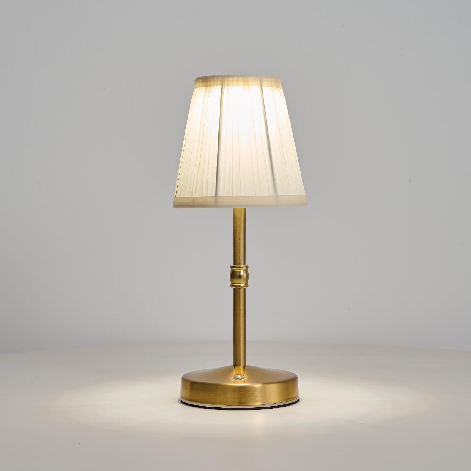 Maglaw Small Cordless Rechargeable Table Lamp,3000Mah Battery Table Lamp,5W Led Cordless Table Lamps,Dimmable Chargable Lamp,Ambient Small Touch Lamp For Restaurant,Table,Bar(D 4.13 In X H 11.4 In)