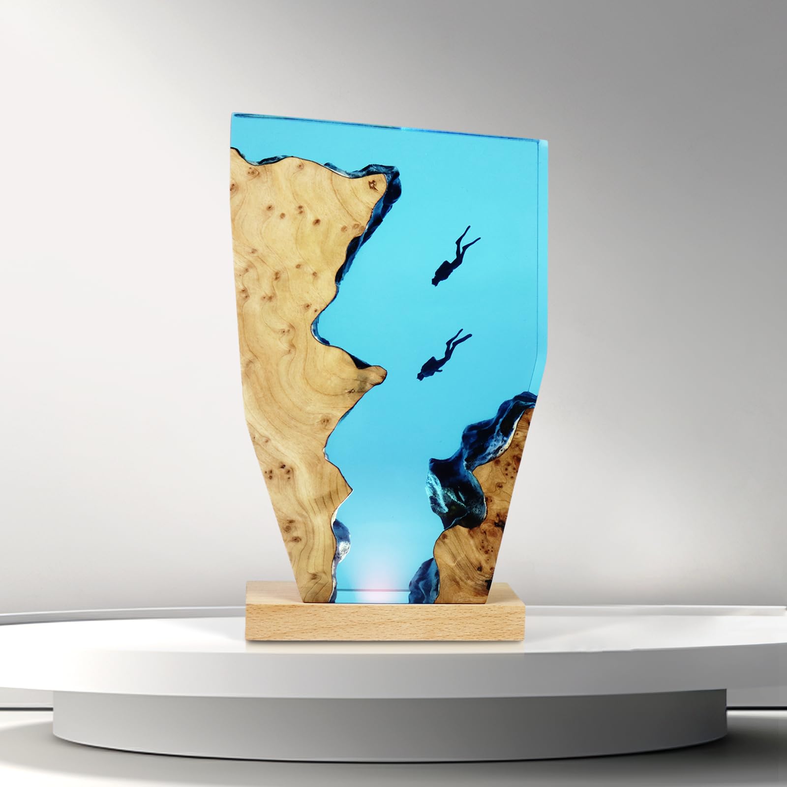 Eletriace Epoxy Resin Diver Lamp, Diver Ocean Lamp,Handmade Home Decor Bedside Nightlight, Unique Resin Lighting, Nightstand Decorations For Bedroom, Suitable For Holidays(Two Divers)