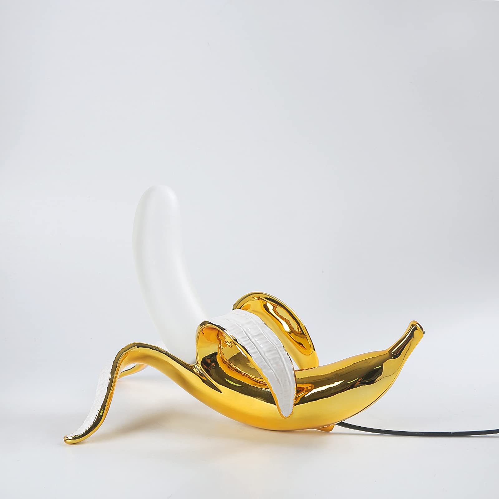 Lazhug Modern Plated Resin Banana Table Lamp Light Novelty Plug In Led Fruit Night Lights,Funky Banana Lamp For Office Decorations Bedroom Atmosphere Lamp (Lying Banana Lamp)