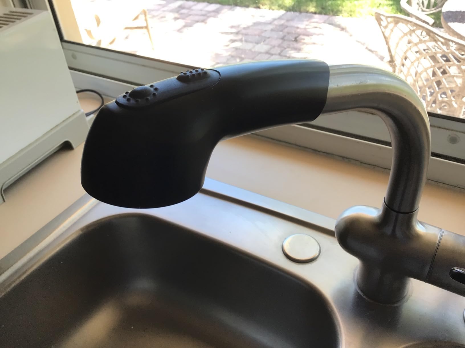Awelife Pull-Out Spray Wand Fits Grohe Pull Out Faucets, Compatible With Grohe Part 46298K00/46312Kh0, Matte Black, Easy Install With O-Rings, Saves 70% Vs Oem