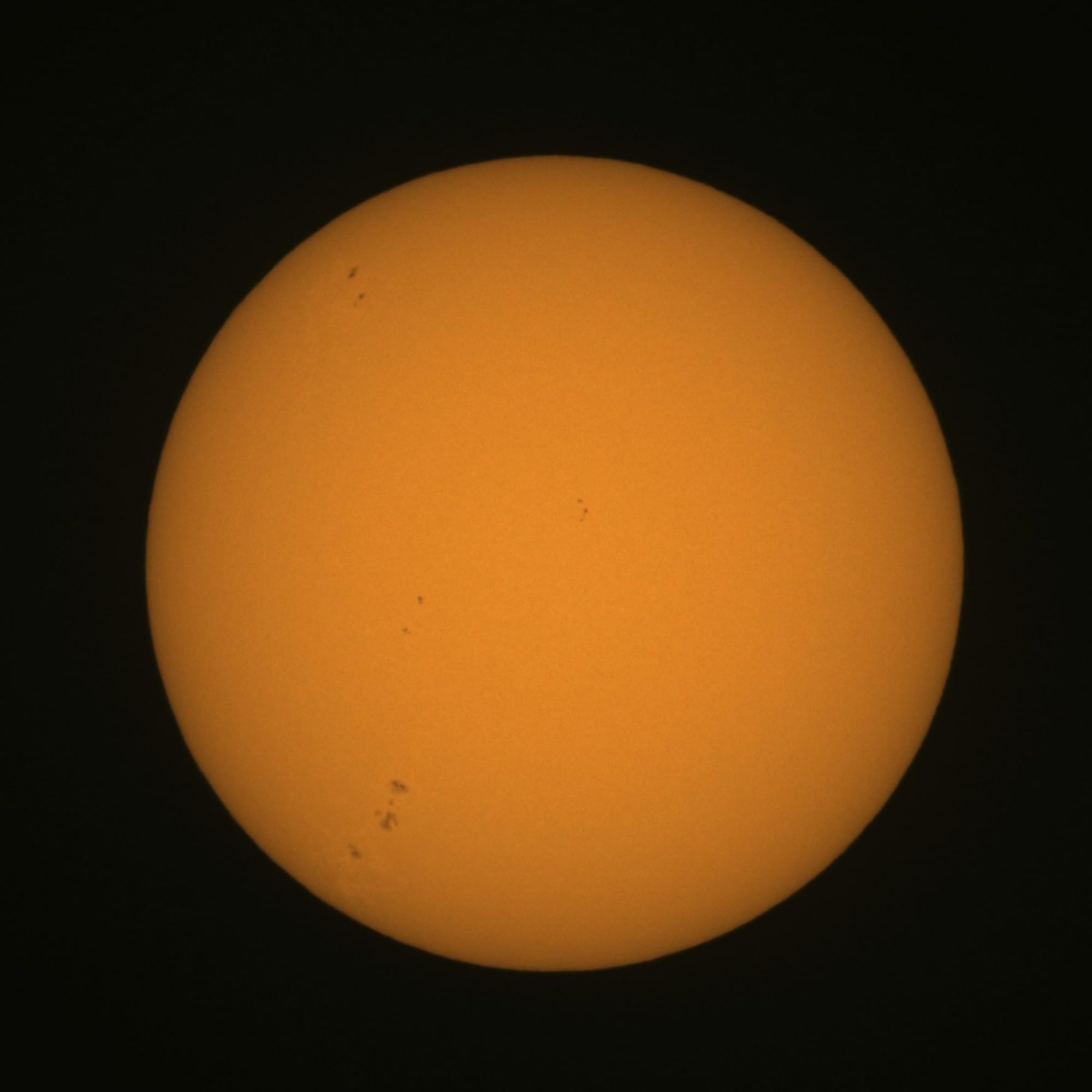 Gravitis Astrosnap: Diy Solar Filter Sheet Variants For Enhanced Sun Photography With Telescopes, Binoculars And Cameras - Iso 12312-2 Compliant, Aas Recognized (8X8 Inches)