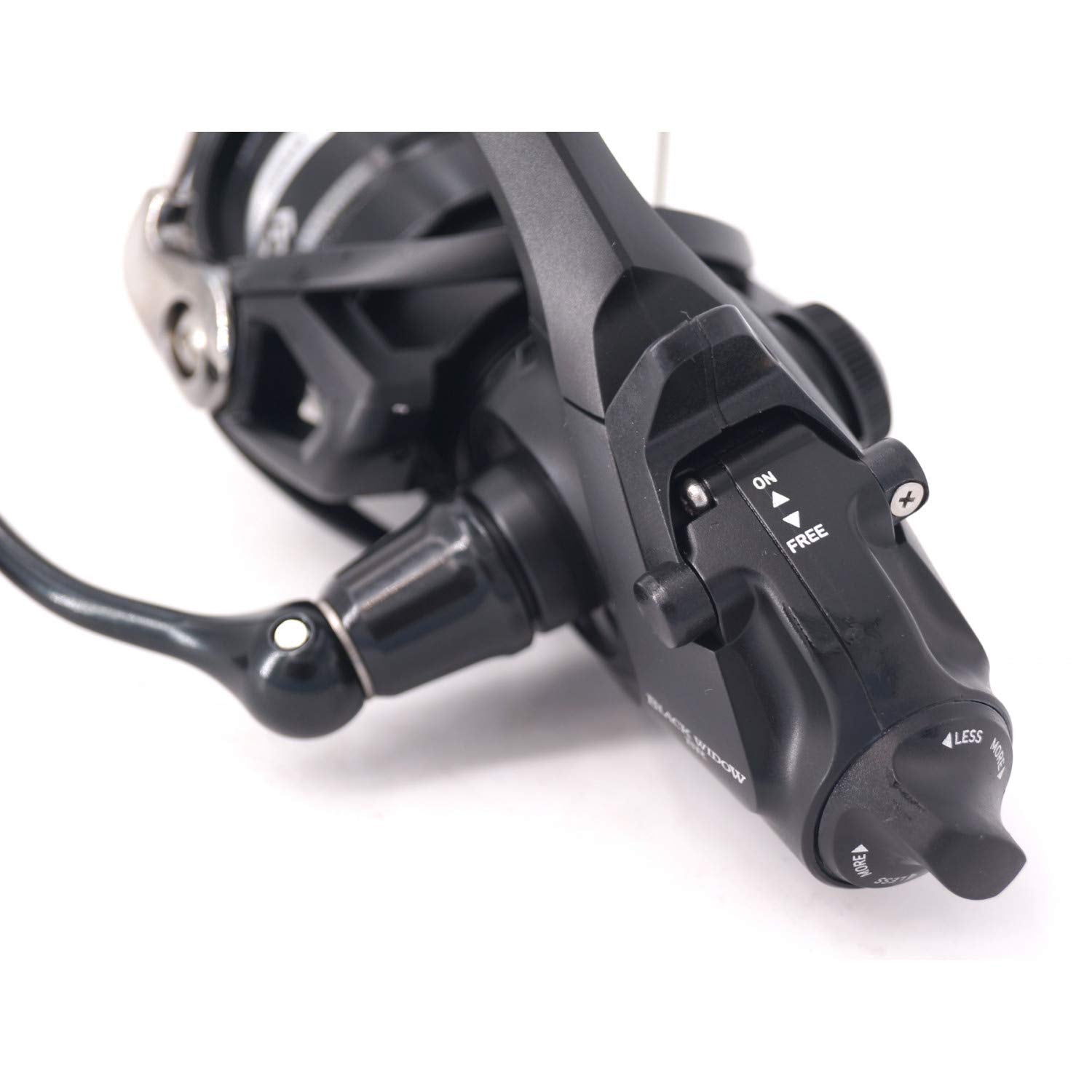 Daiwa 19 Black Widow Br Lt, Freilauf Angelrolle
