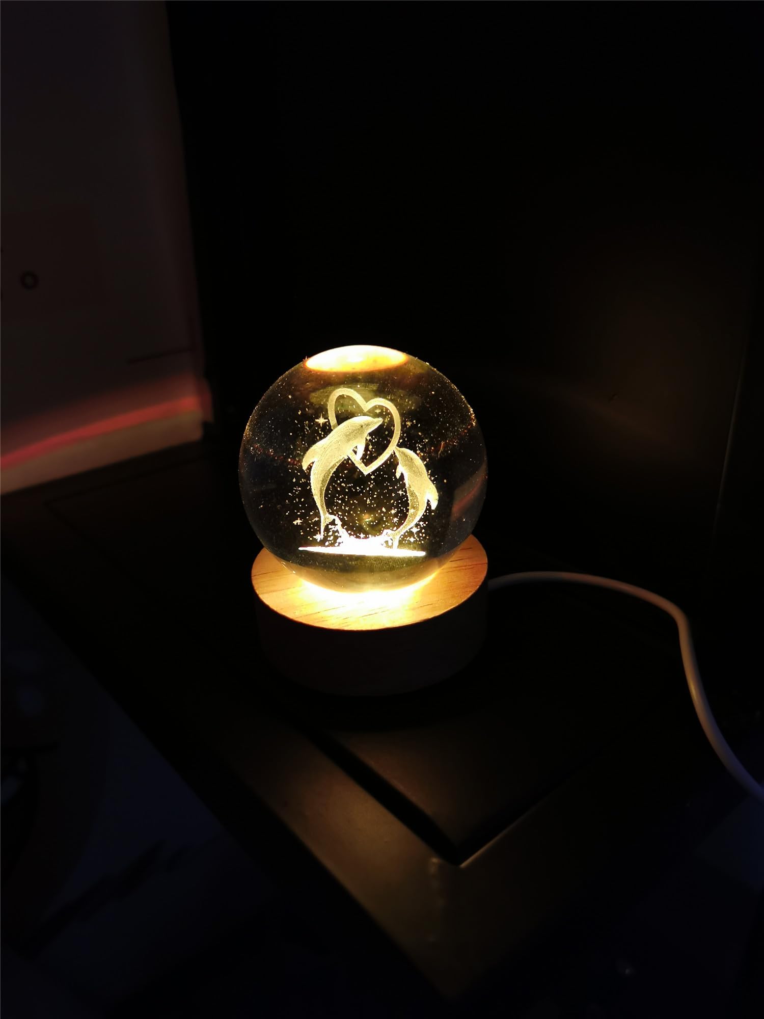 Zabalar 3D Crystal Dolphin Ball Light With Colorful Led Light Base,Heart Dolphin Lamp For Room,Color Changing Animal Table Lamp With Remote,Unique For Kids,Girlfriend,Mother And Friends