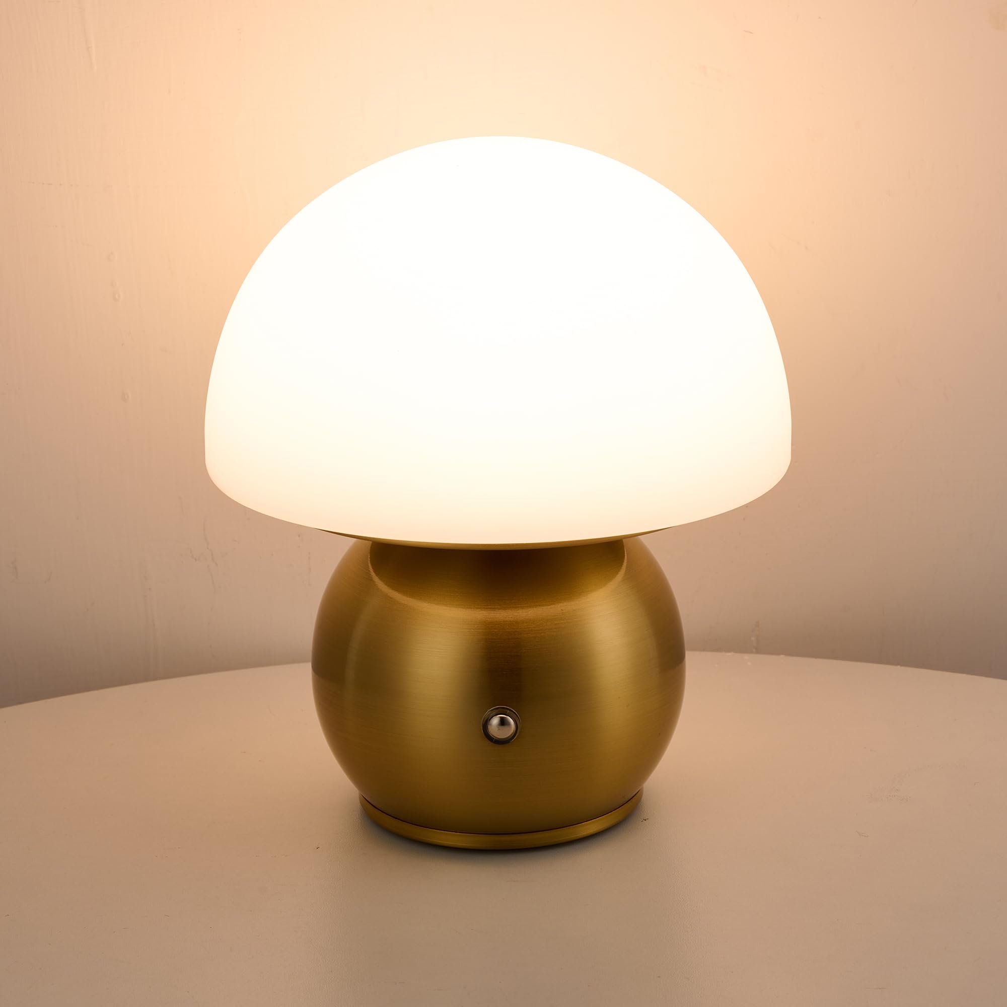 Hanass Mushroom Lamp Small Lamps, Cute Mini Cordless Lamps, Rechargeable Table Bedside Nightstand Lamp Dimmable For Bedroom With Gold Base, Mt2319-B
