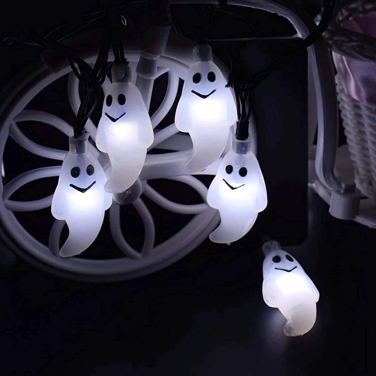 Snomyrs Halloween Decoration Lights 21Ft Led Ghost String Lights 30 Led Battery Powered String Light With 8 Modes For Patio Garden Gate Yard Halloween Christmas Decoration(White)