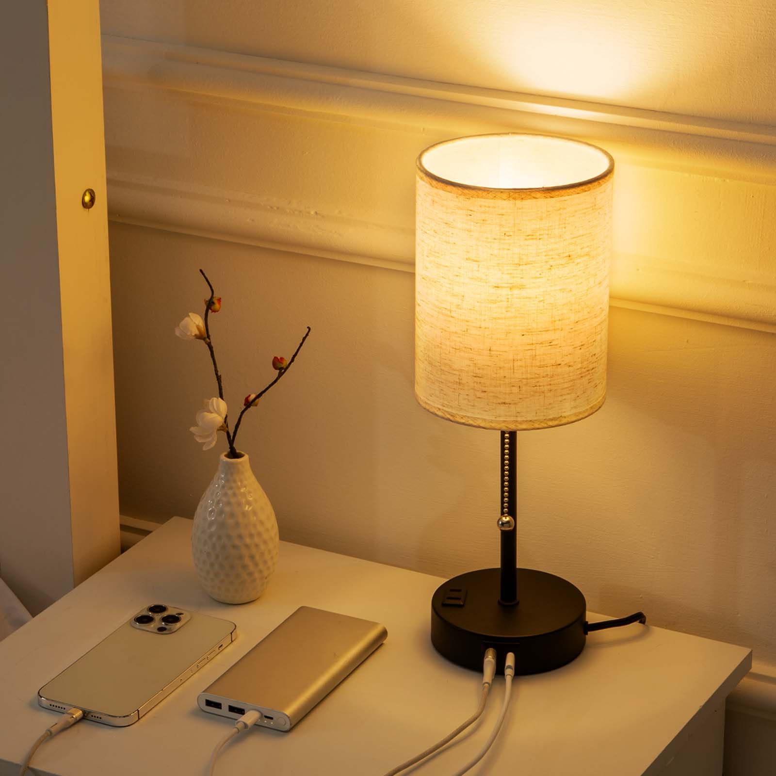 Mituo Small Bedside Lamp With Usb/Usb-C Port & Ac Outlet, Modern Black Table Lamp With Lampshades, 3-Color, Minimalist Led Nightstand Lamp With Charging For Bedroom/Living Room/Office/Dorm/Desk