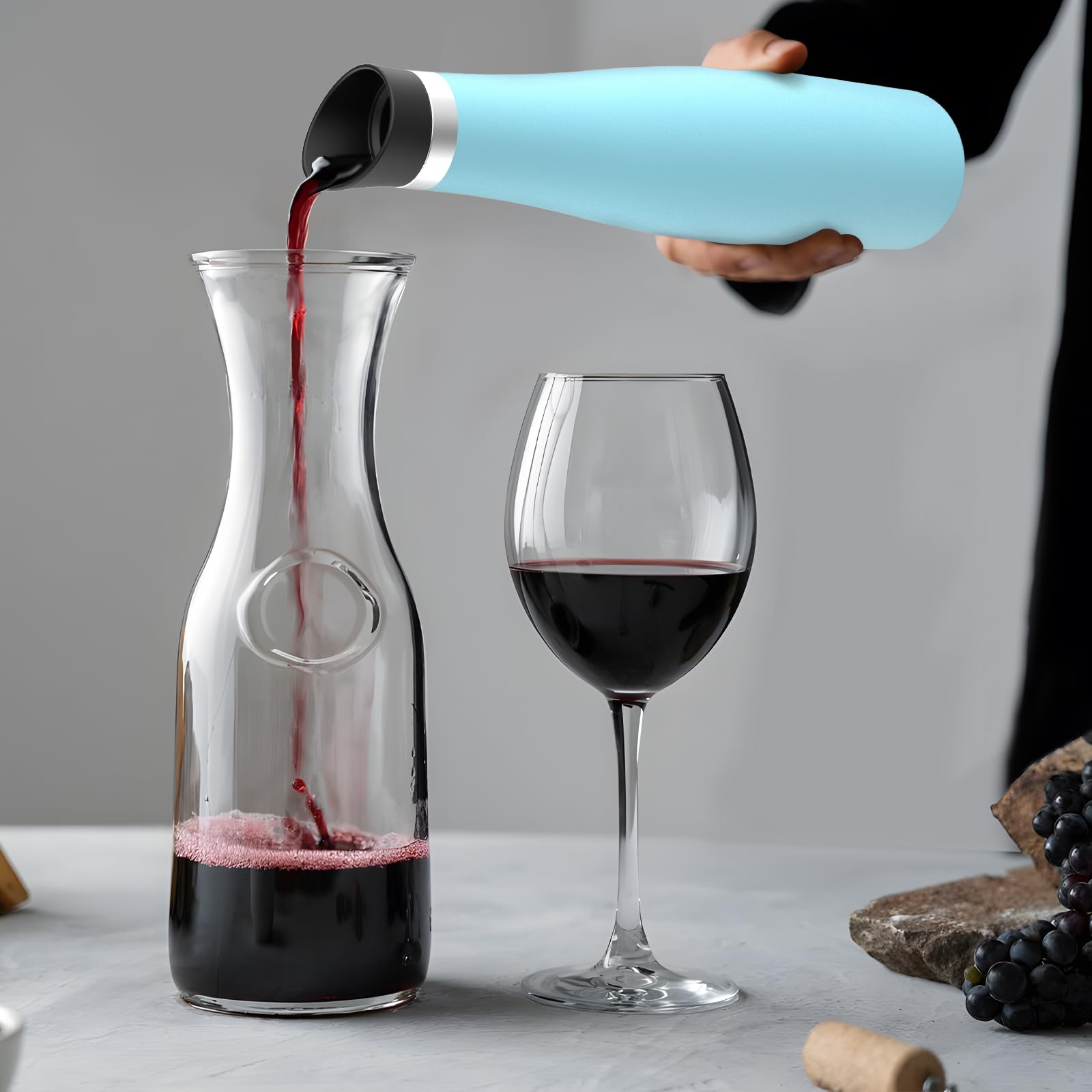 Wine Bottle - 700Ml Insulated Stainless Steel Wine Bottle With Vacuum Sealed Lid (Light-Blue, 700Ml)