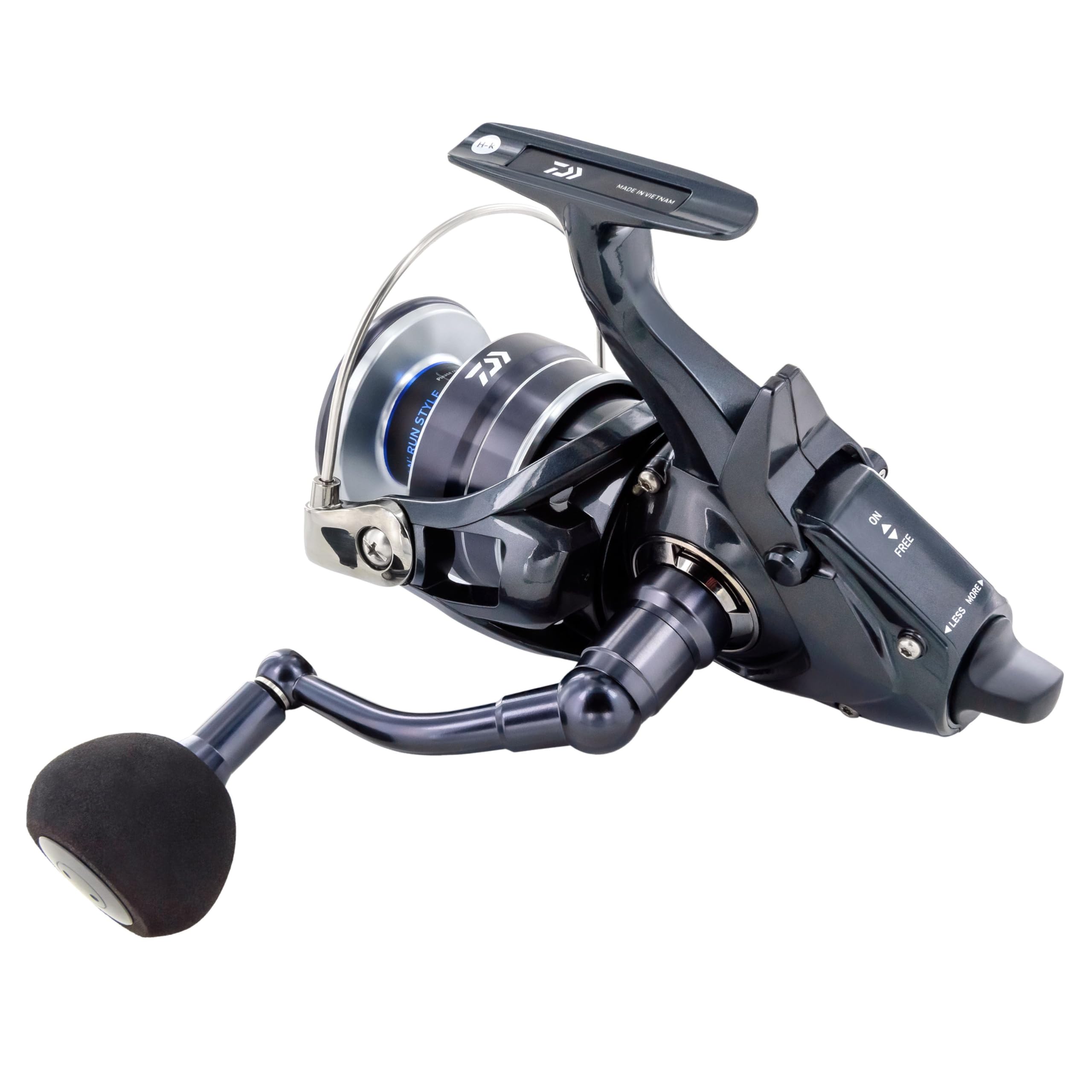 Daiwa  Swimmer(E) Bite & Run Spin Reel,5(4Crbb+1Bb) + 1,4.7 :1