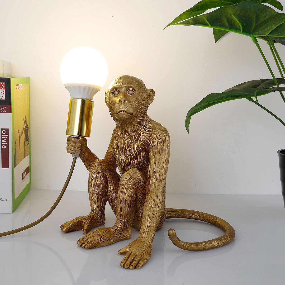 Jorunhe Bedside Table Lamp, Resin Monkey Table Lamp, Creative Desk Lamp Lighting Fixture For Living Room, Bedroom, Office, And College Dorm (Gold)