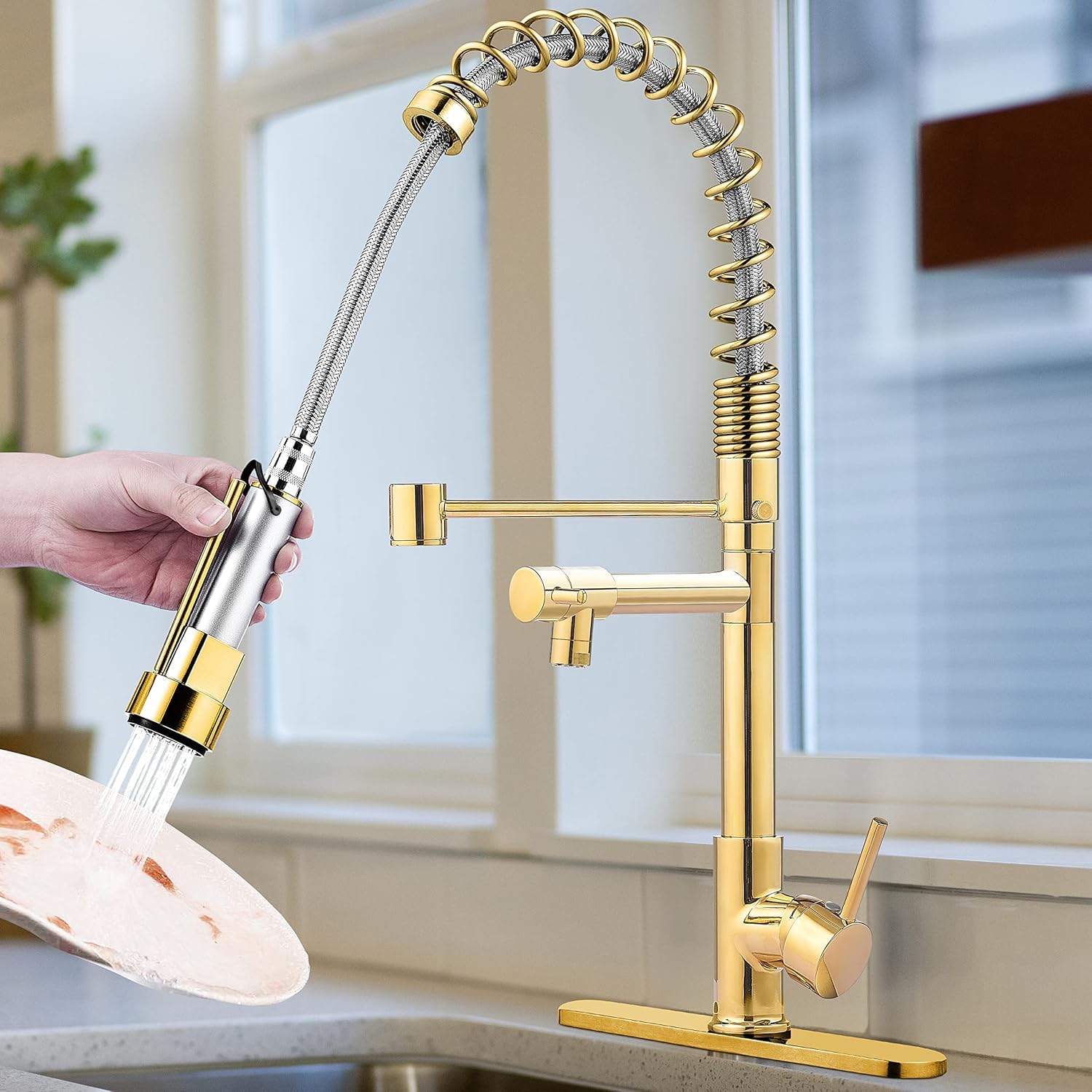 Serimer Gold Kitchen Faucet，Kitchen Faucet With Pull Down Sprayer, Commercial Spring Kitchen Faucet，Single Handle High Arc Kitchen Faucet Deck Plate For Camper Farmhouse Rv Bar
