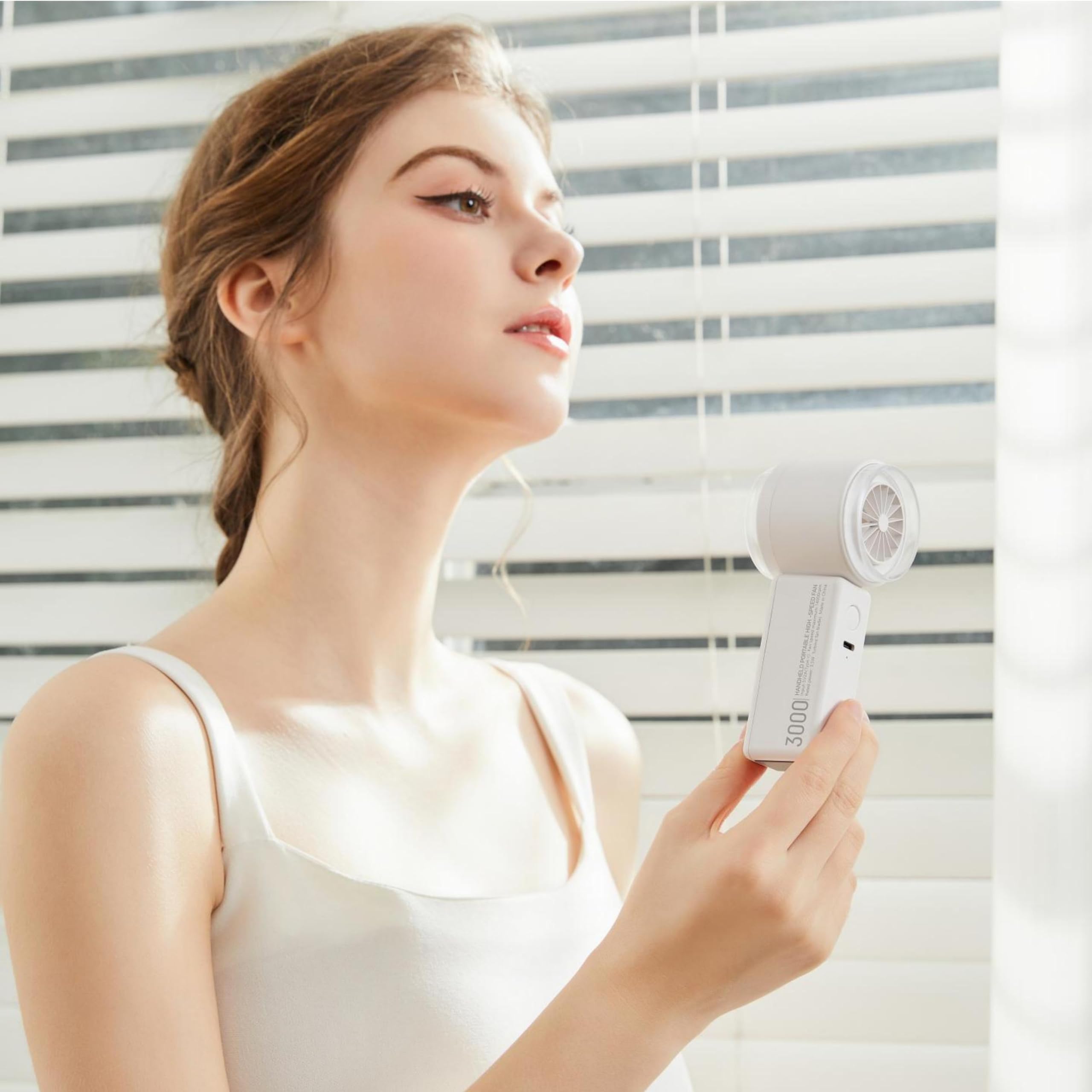 Handheld Fan, Turbo Mini Fan With 5-Speed Adjustable, Portable Personal Fan With 3000Mah