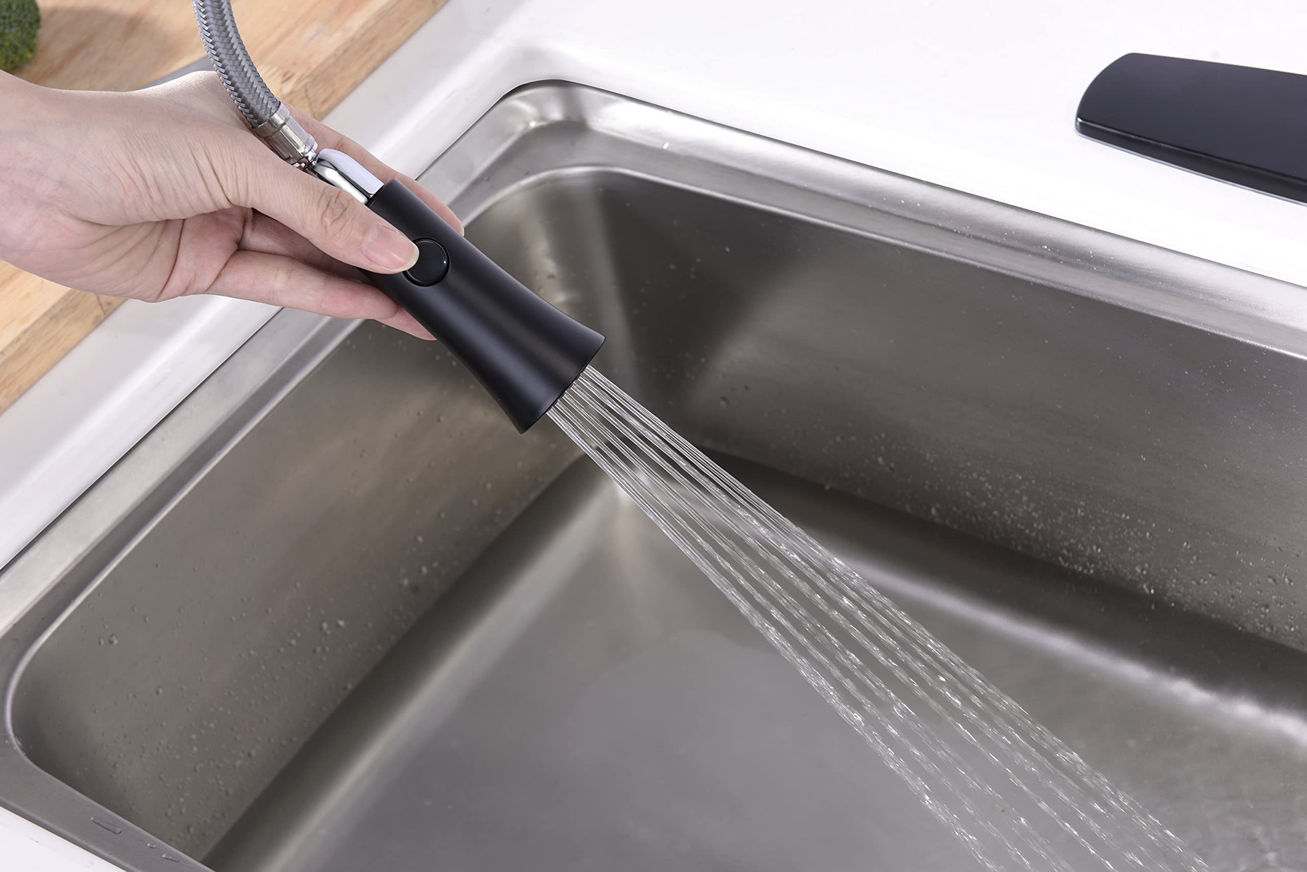 Ultra Faucets Uf14207 Single-Handle Kitchen Faucet With Pull-Down Spray