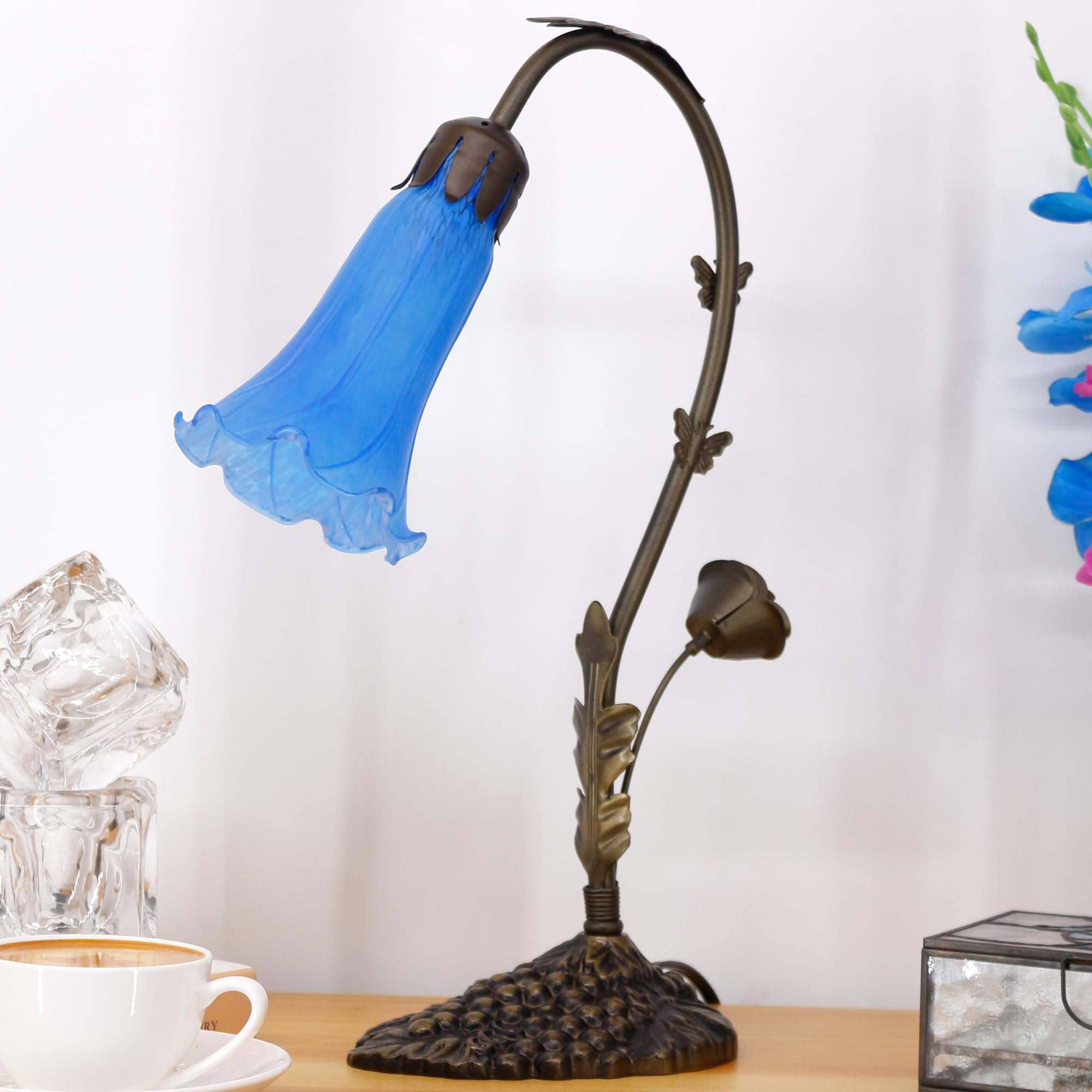 Anyonglu Lily Lamp Tiffany Style Table Lamp 16 Inch Tall Tulip Flower Accent Desk Lamp With Grape Metal Leaf Base (1-Light/Baby Blue)