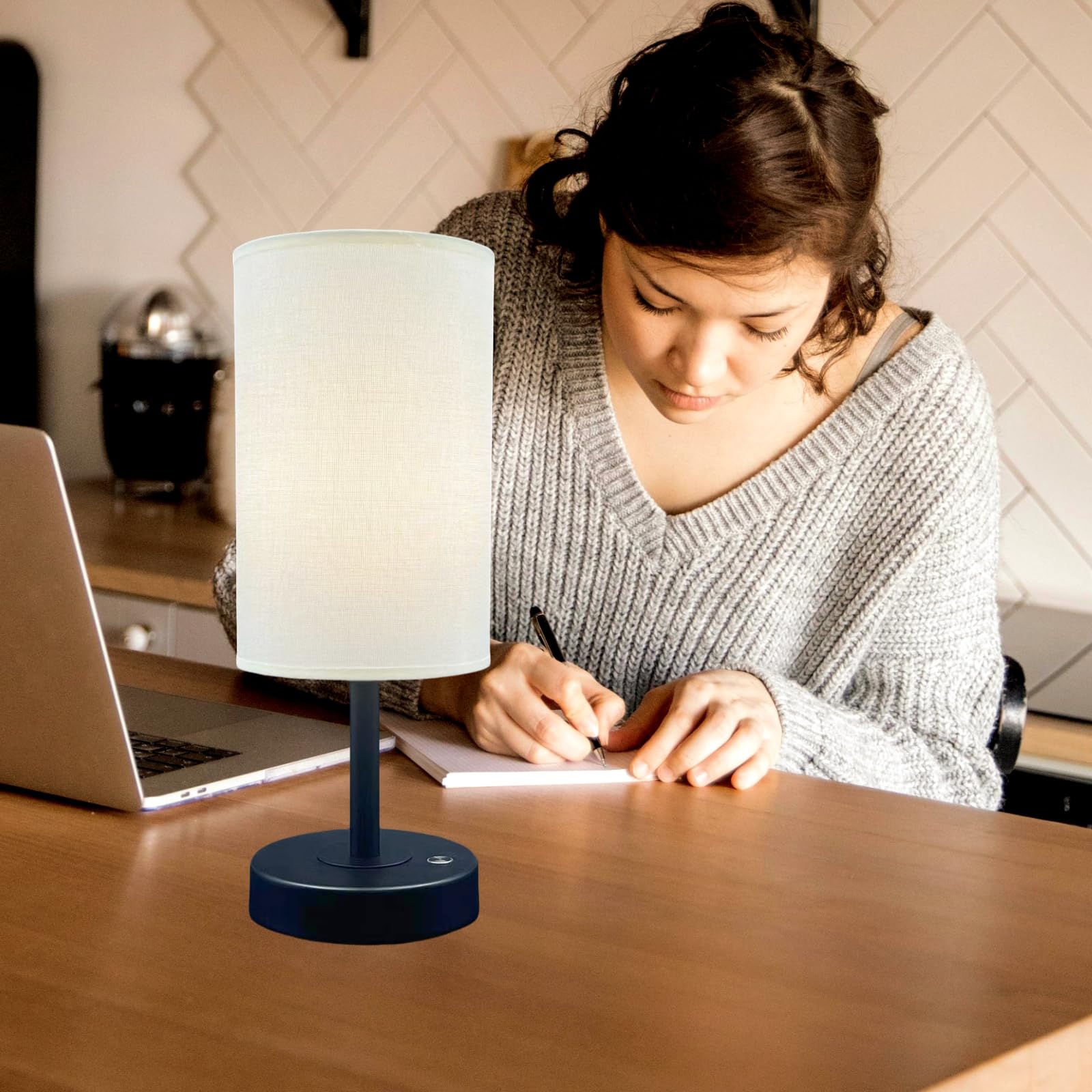 Madckdedrt Cordless Led Table Lamp With Dimmer,Built-In Rechargeable Battery,Fabric Shade,Stepless Dimming,Suitable For Bedroom, Living Room, Dining Room, Patio Lighting,Black