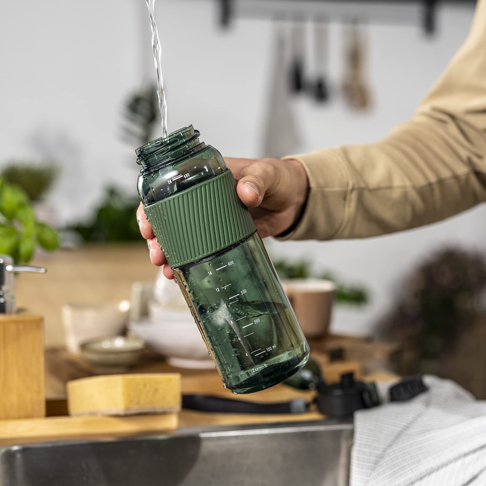 Zwilling Tritan Water Bottle, 24-Ounce, Green