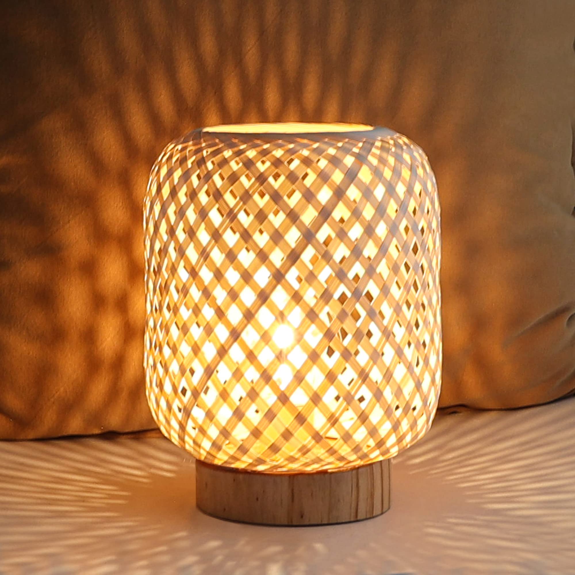 Lusharbor Rattan Lamp, Cordless Boho Lamp Battery Operated, Table Lamp With Led Bulb, Handmade Bamboo Beside Lamp Small Rattan Lamp, Decorative Battery Lamp For Kids Room Entryway - Grid