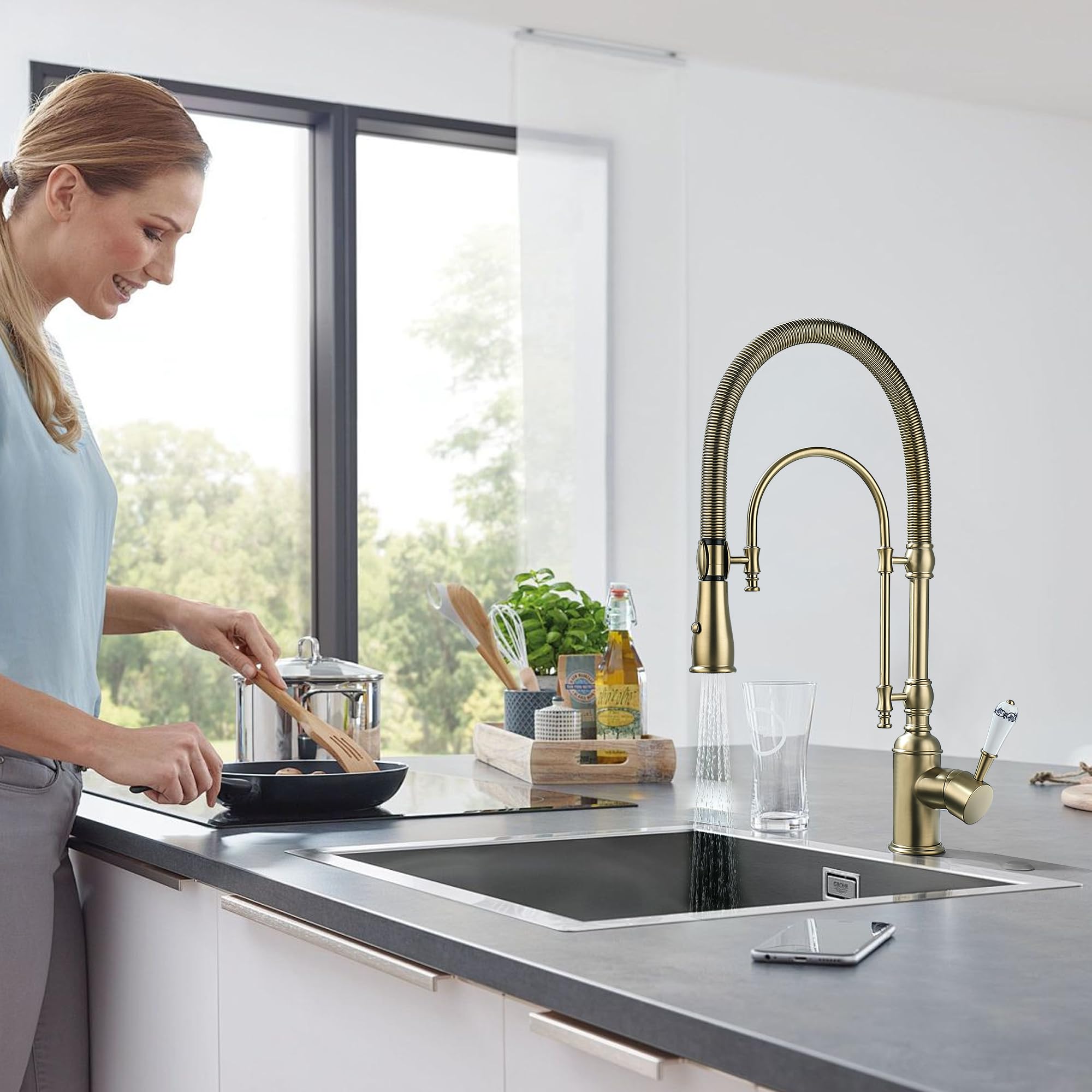 Ialtruistic Antique High Arc Classical Single Handle Spring Kitchen Faucet With Pull Down Sprayer, Swiveling Commercial Kitchen Sink Faucets For Farmhouse, Vintage Sink Faucet, Brushed Gold
