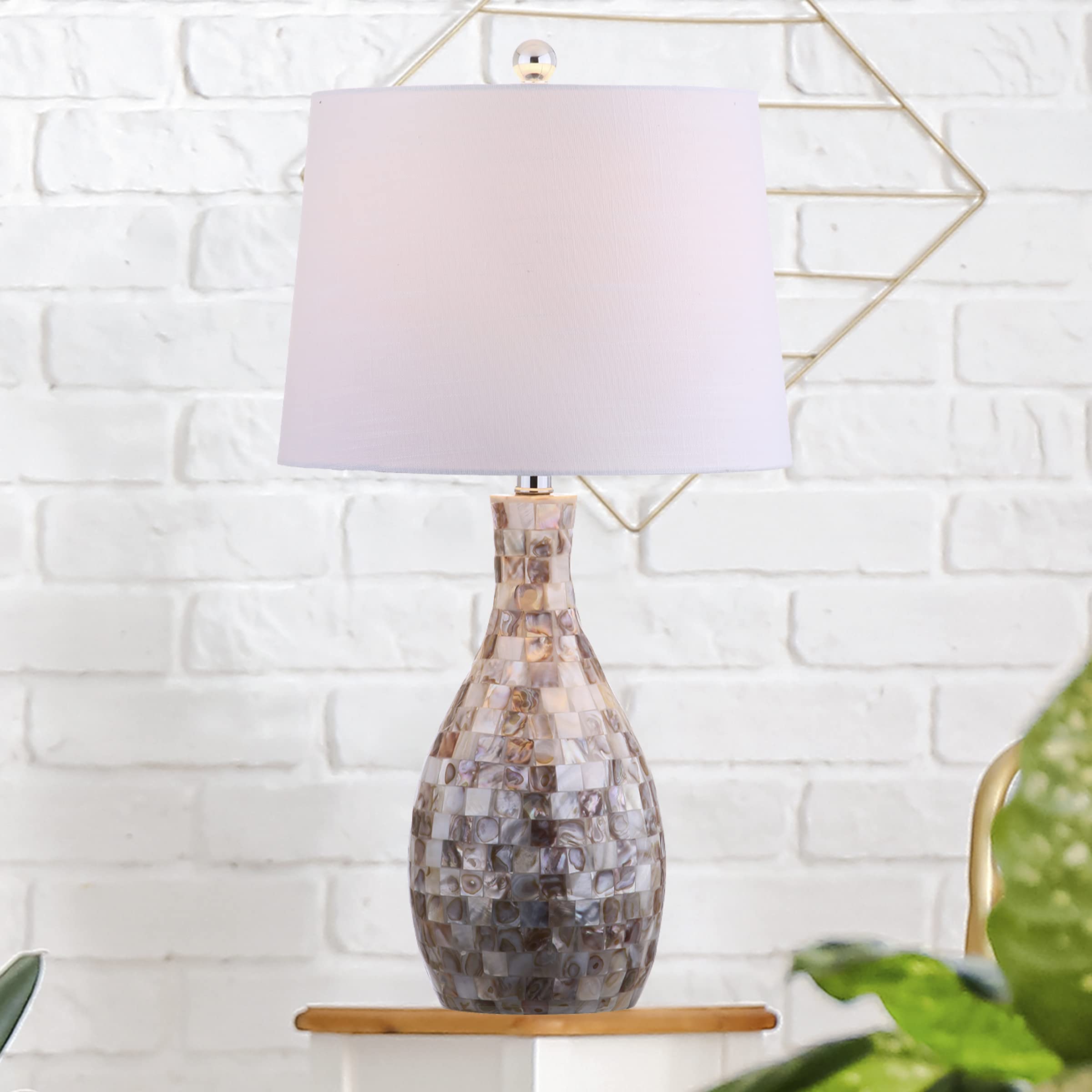 Jonathan Y Jyl1054A Verna 26.5" Seashell Led Table Lamp Coastal Contemporary Bedside Desk Nightstand For Bedroom Living Room Office College Bookcase Led Bulb Included, Ivory/Beige