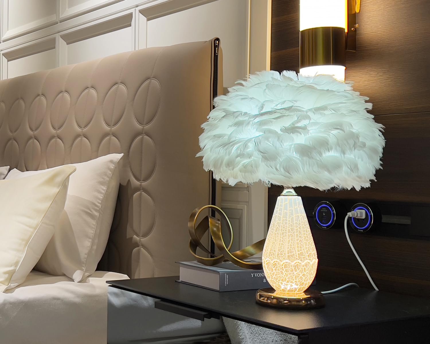 Lincwonz White Feather Lamp For Nightstand With Dual Light, White Table Lamp For Girls Bedroom,Modern Home Decor, Gold Base(White Feathers)