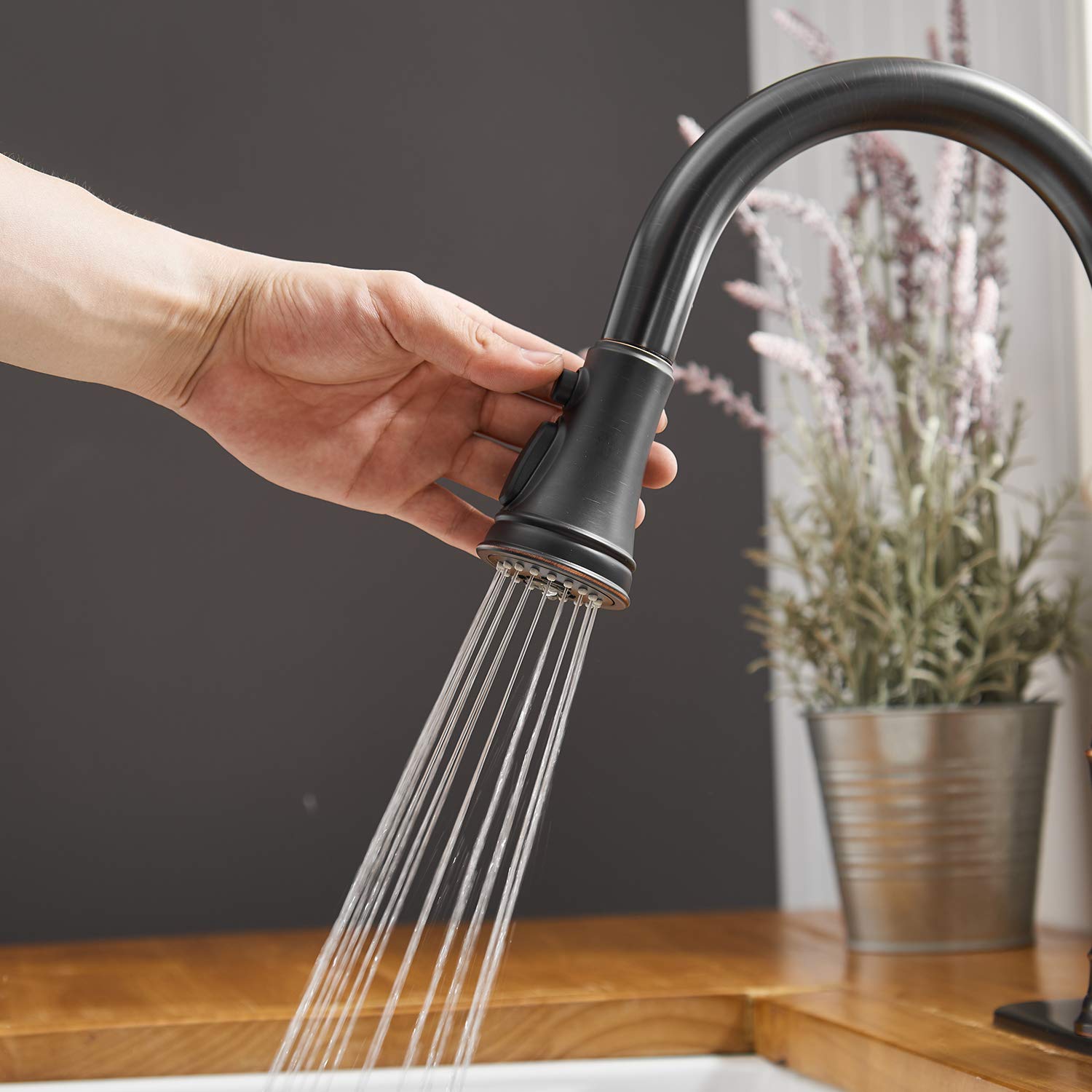 Bwe Oil Rubbed Bronze Kitchen Faucet With Pull Down Sprayer, 3 Spray Modes, Single Handle High Arc Kitchen Sink Faucets With Deck Plate Commercial Bar Farmhouse Pull Out Sprayer