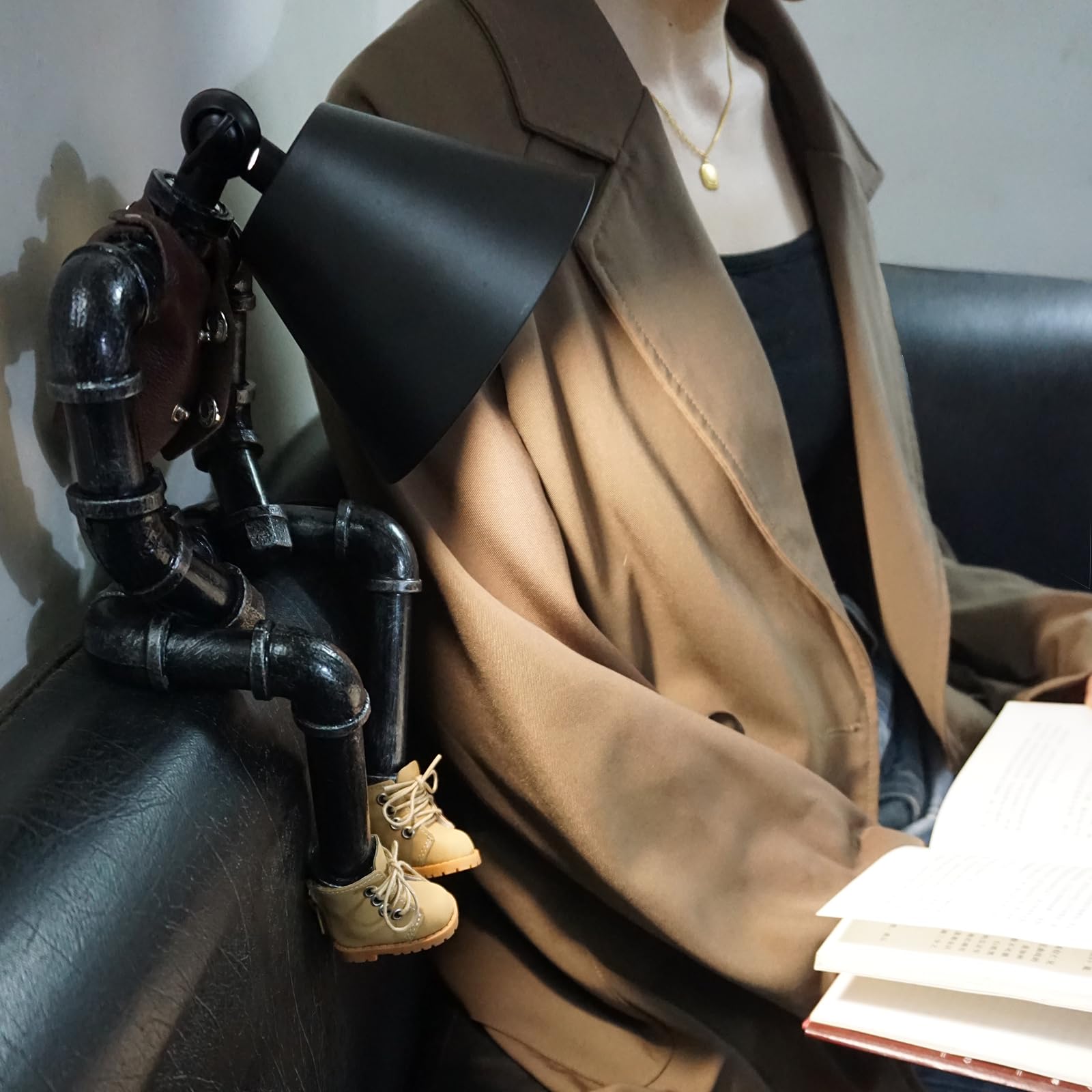 Hamoqi Steampunk Cowboy Robot Table Lamp, Boots & Vest Jacket Design With Metal Pipe Industrial Robot Lights, Adjustable Brightness Cool Desk Lamp,Unique Retro Decor & Creative Art For Men