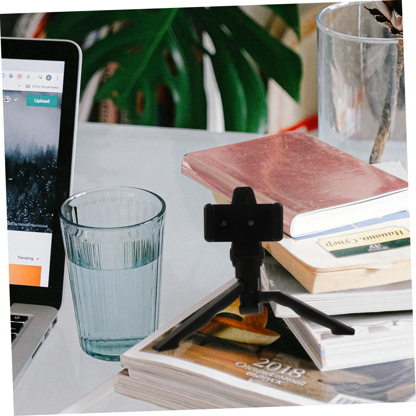 Veemoon Mobile Phone Holder Tripod Desktop Phone Stand Easy To Use Great For Cooking Shower