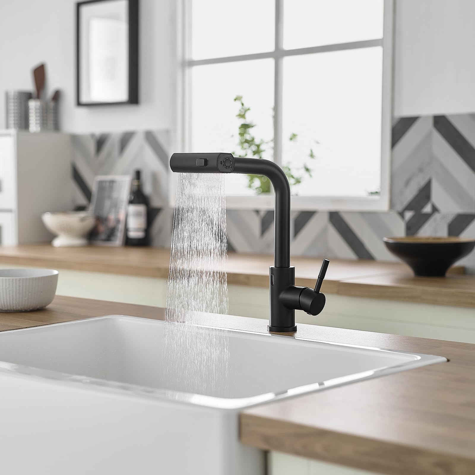 Cenosa Touchless Kitchen Faucet Motion Sensor Hands  Single Handle Kitchen Sink Faucet With Pull Down Sprayer Matte Black