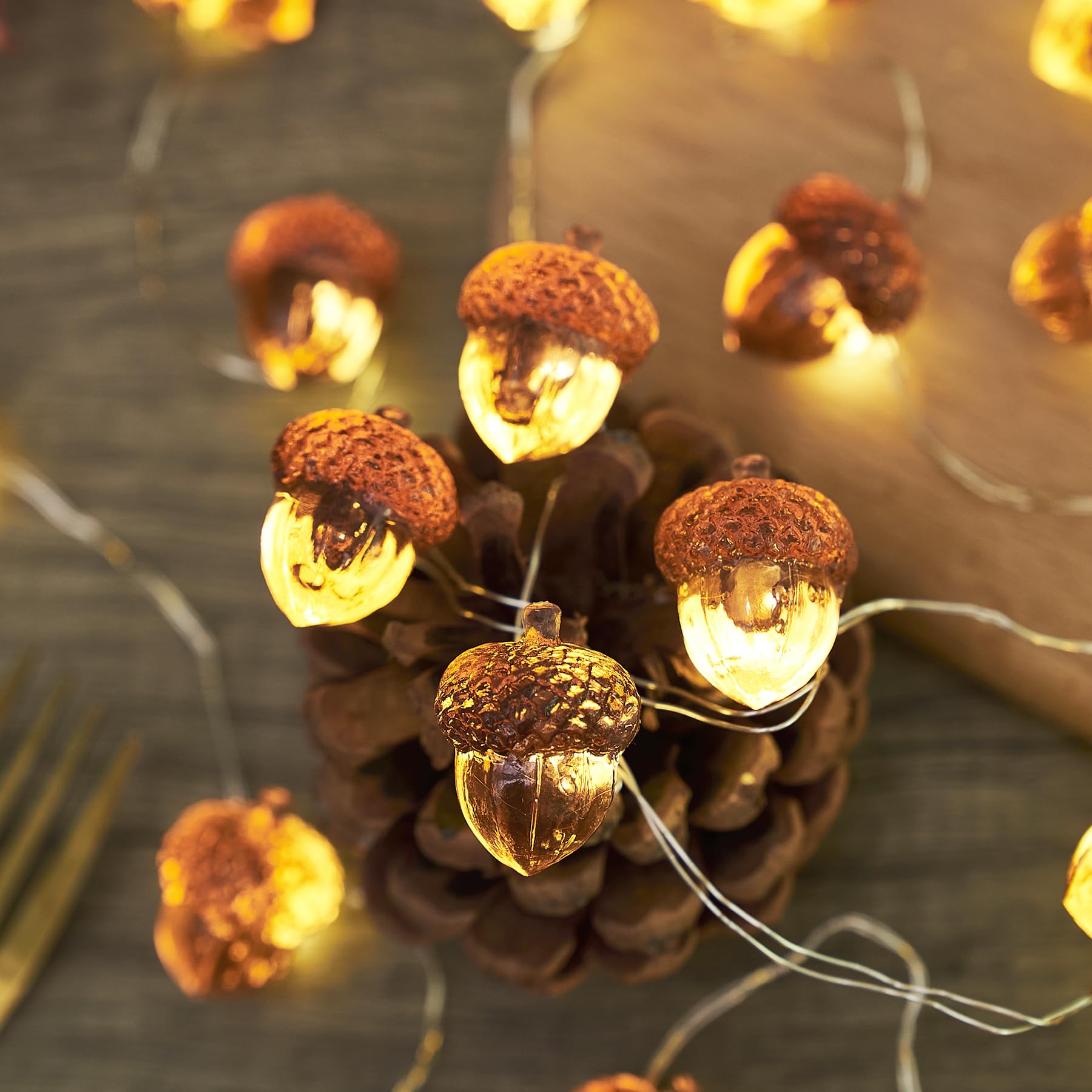 Jashika Solar Acorn String Lights Outdoor Garden Lights Fall Decor Thanksgiving Solar Lights Harvest 3D Acorn Autumn Yard Decorative Lights 14Ft 40Led Garland Balcony Patio Mantel Wreath Decor