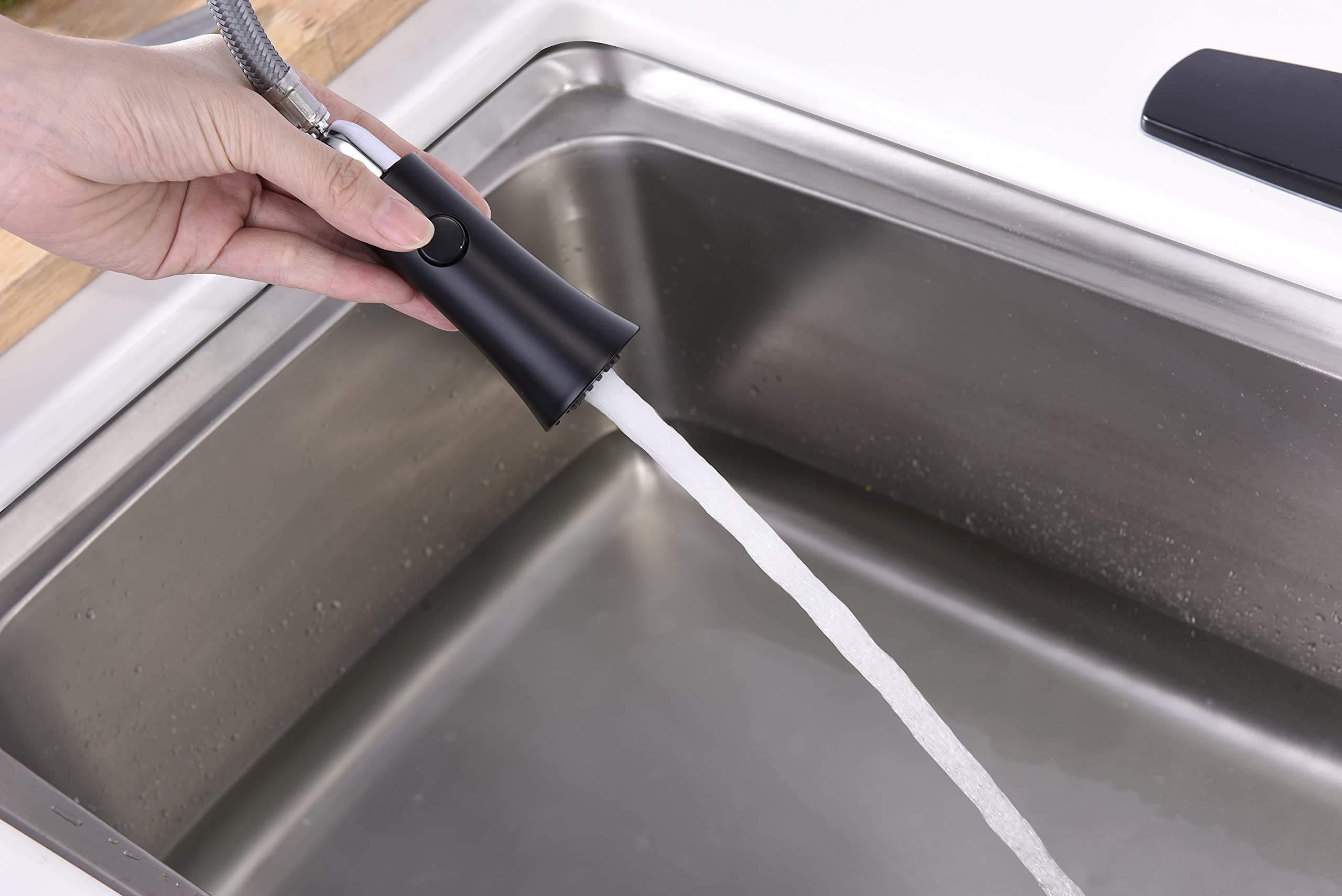Ultra Faucets Uf14207 Single-Handle Kitchen Faucet With Pull-Down Spray