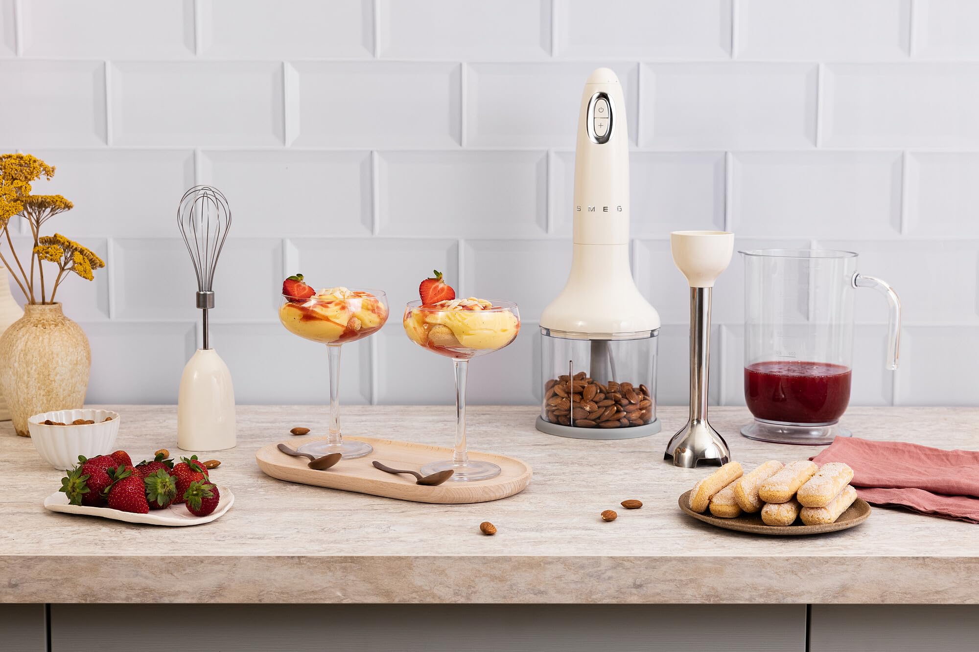 Smeg Hand Blender & Food Processor Bundle – Hbf03 With Hbfp11 Attachment – Retro Style, 350W Motor, Variable Speed, Tritan Re Bowl, 5-In-1 Functionality, Cream