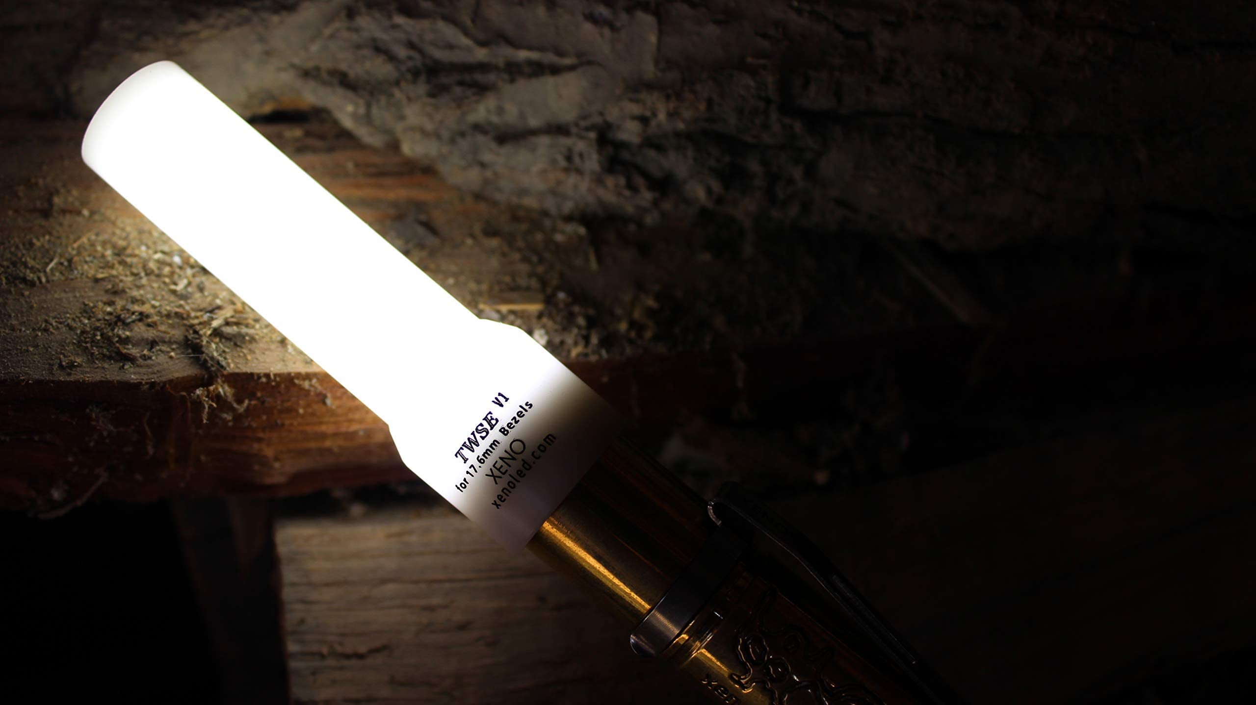 Xeno Special Brass Version Handheld Led Flashlight Es1 Cu With Detachable Clip, 6 Modes, Aa1 Battery,Waterproof
