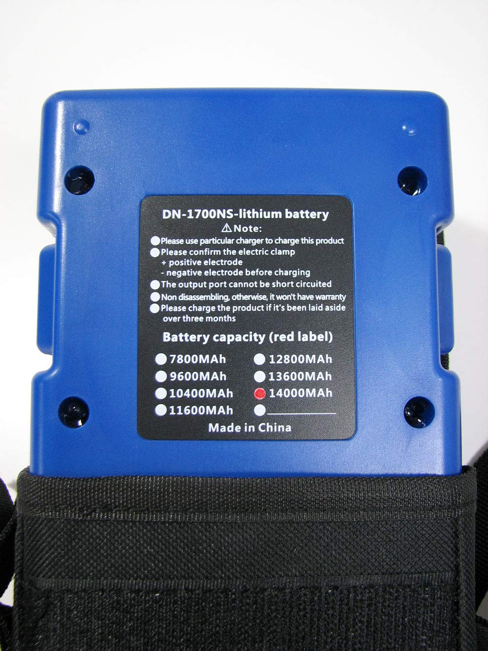 Cotech [Dn-1700Ns] 14000Mah 14.8V Lithium Battery & Charger Set/For Electric Fishing Reel/Max Capacity And Downsizing/Daiwa Shimano