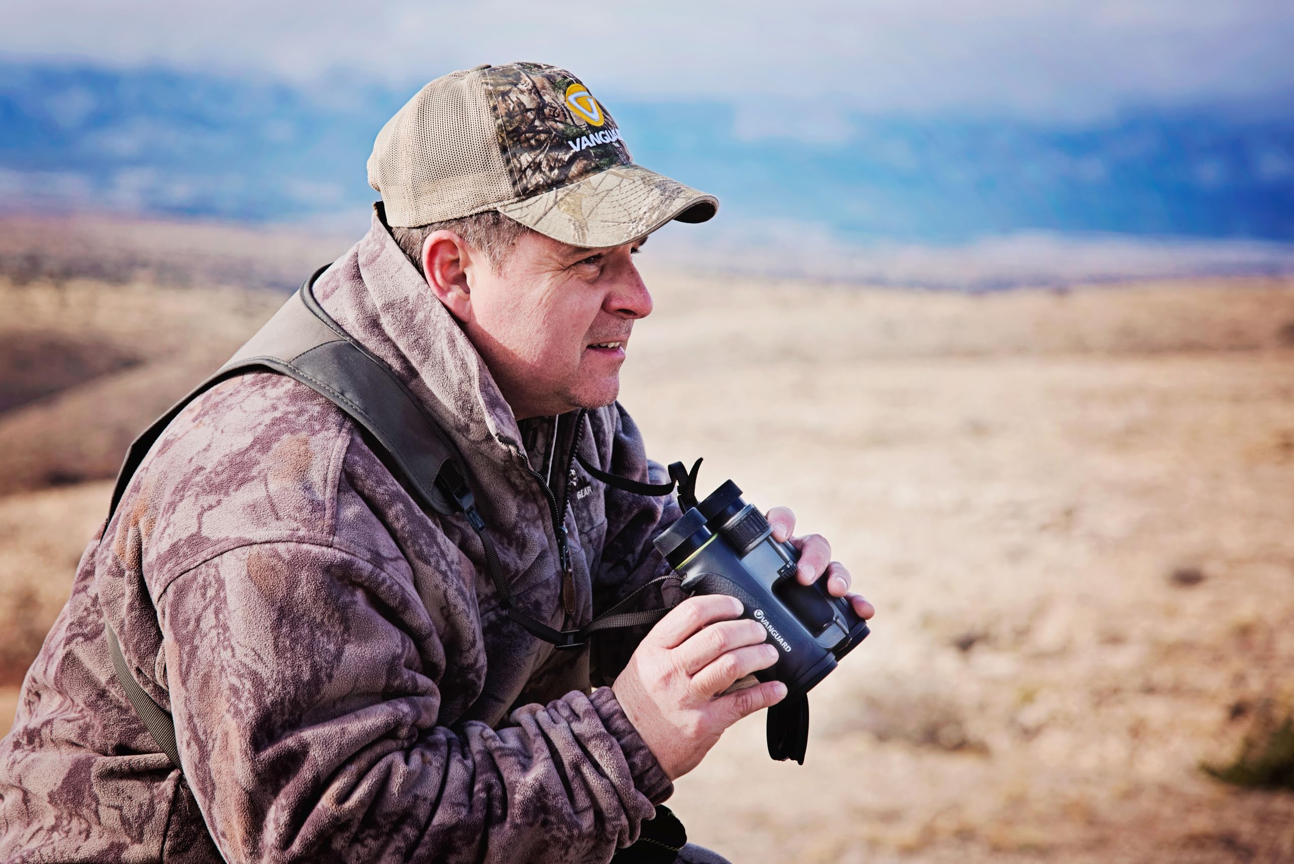 Vanguard Endeavor Ed Iv 10X42 Binocular, Premium Hoya Ed Glass, Sk-15 Prisms, Waterproof/Fogproof