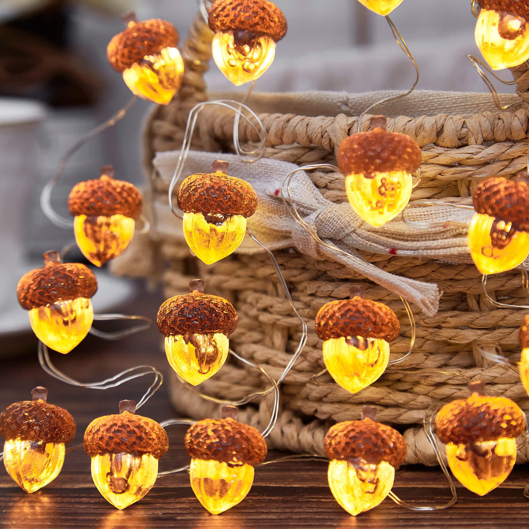 Jashika Solar Acorn String Lights Outdoor Garden Lights Fall Decor Thanksgiving Solar Lights Harvest 3D Acorn Autumn Yard Decorative Lights 14Ft 40Led Garland Balcony Patio Mantel Wreath Decor