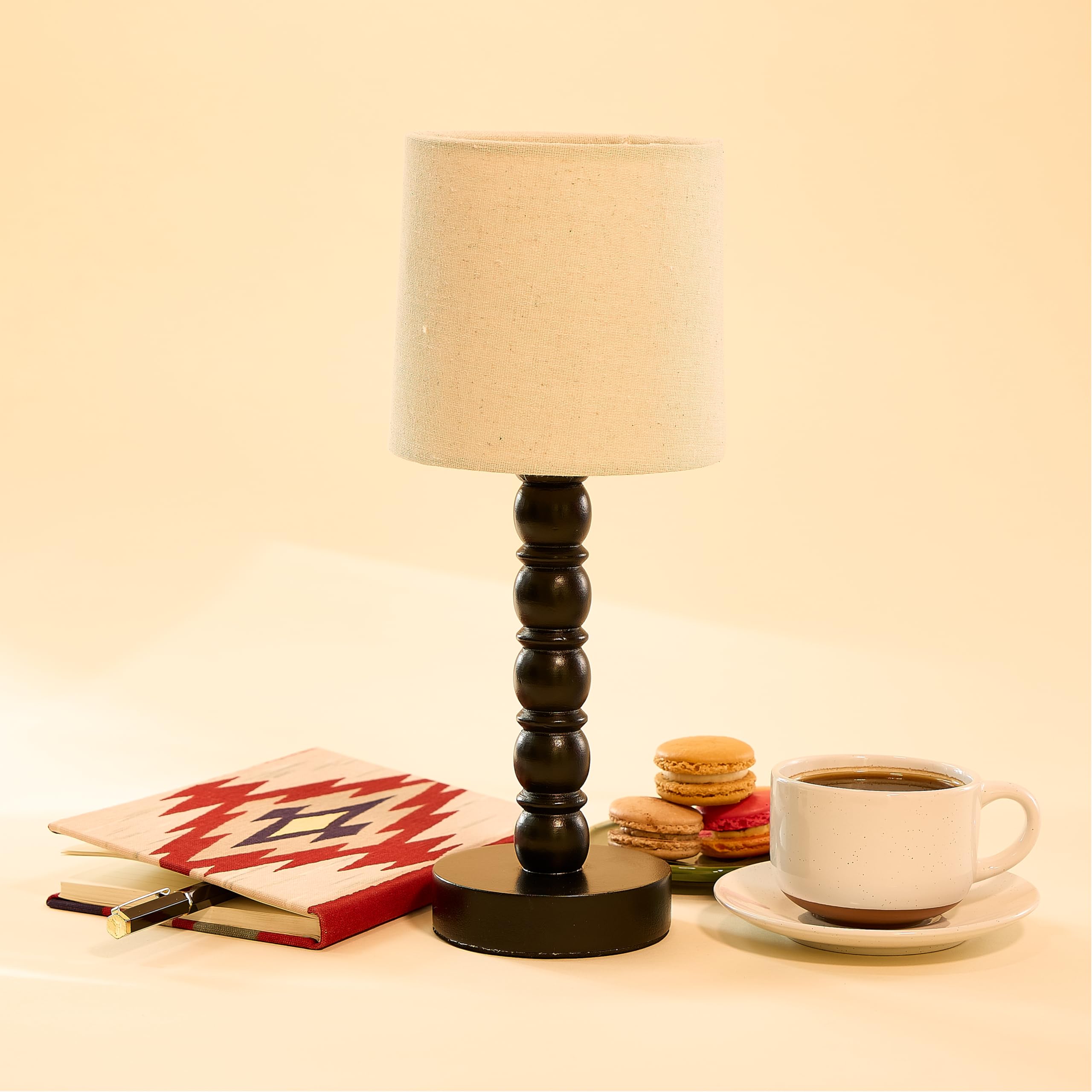 Camden Reed Traditional Wood Lamp - Gloss Finish, Elegant Lighting For Home Décor, Black