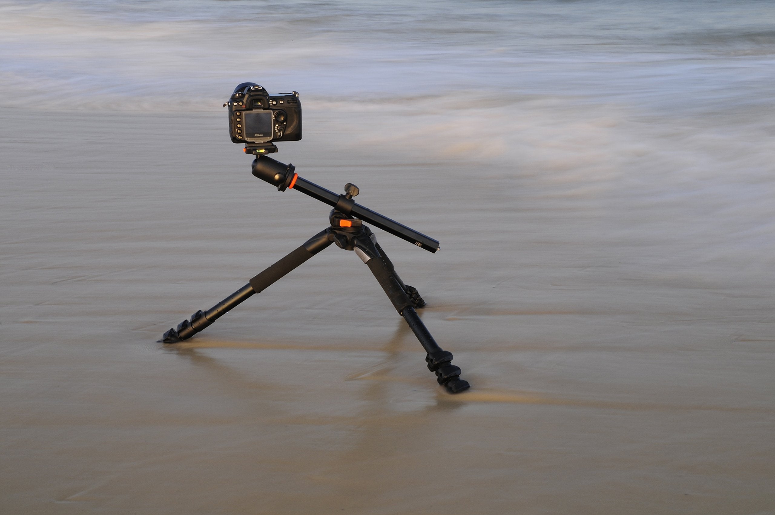 Vanguard Alta Pro 263Ab 100 Aluminum Tripod With Sbh-100 Ball Head For Sony, Nikon, Canon Dslr Cameras, Black