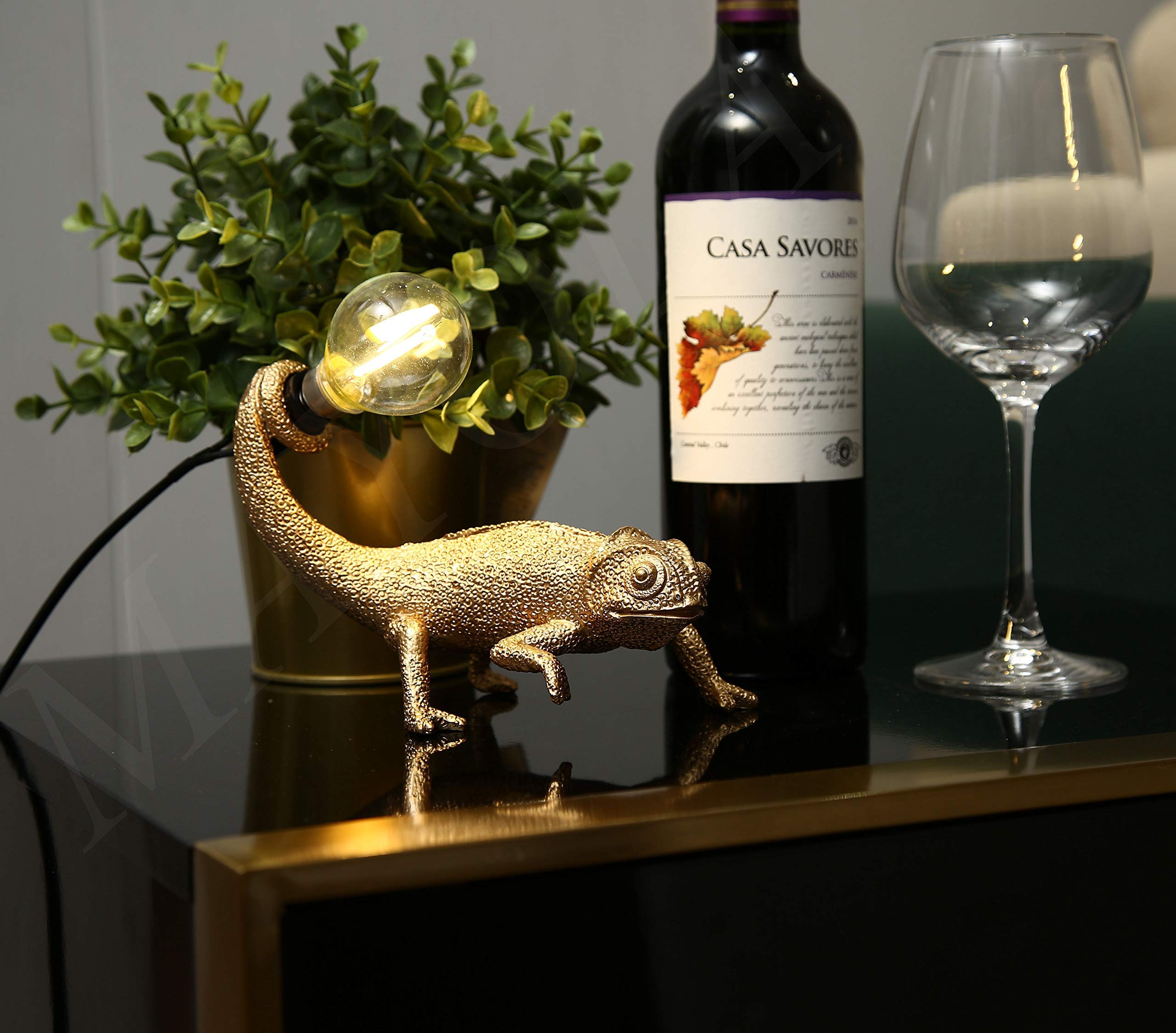 Mayola Modern Chameleon Table Lamp,Desk Lamp,Night Light,Wall Lamp, Resin Chameleon Lighting Fixture For Living Room, Bedroom, Office,Kids(Table Lamp, A-Gold)