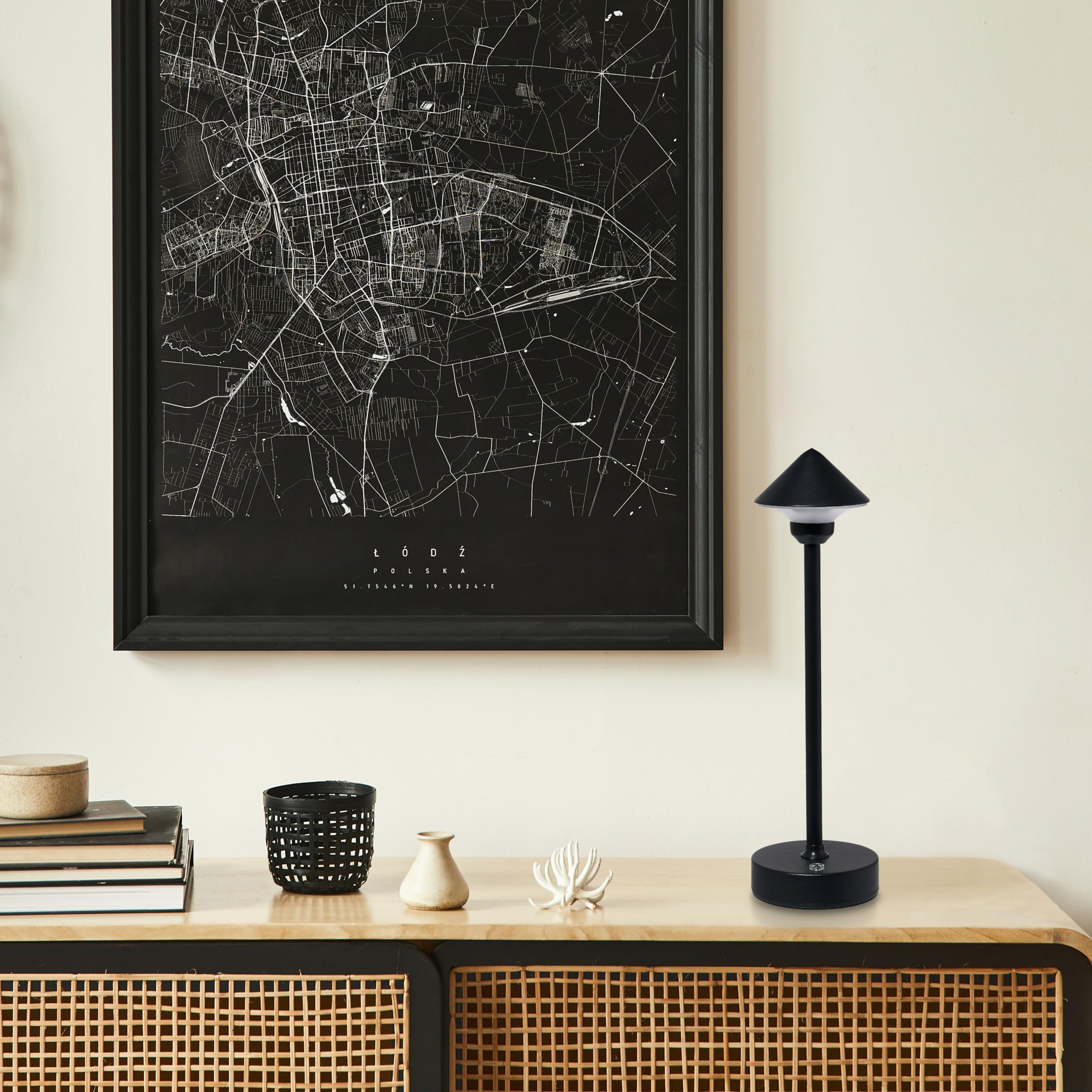 Camden Reed Table Lamp, Desk Lamp, 3 Different Lighting Modes, Modern Minimal Design For Dinner/Coffee Table/Restaurant/Bedroom, Cone Black