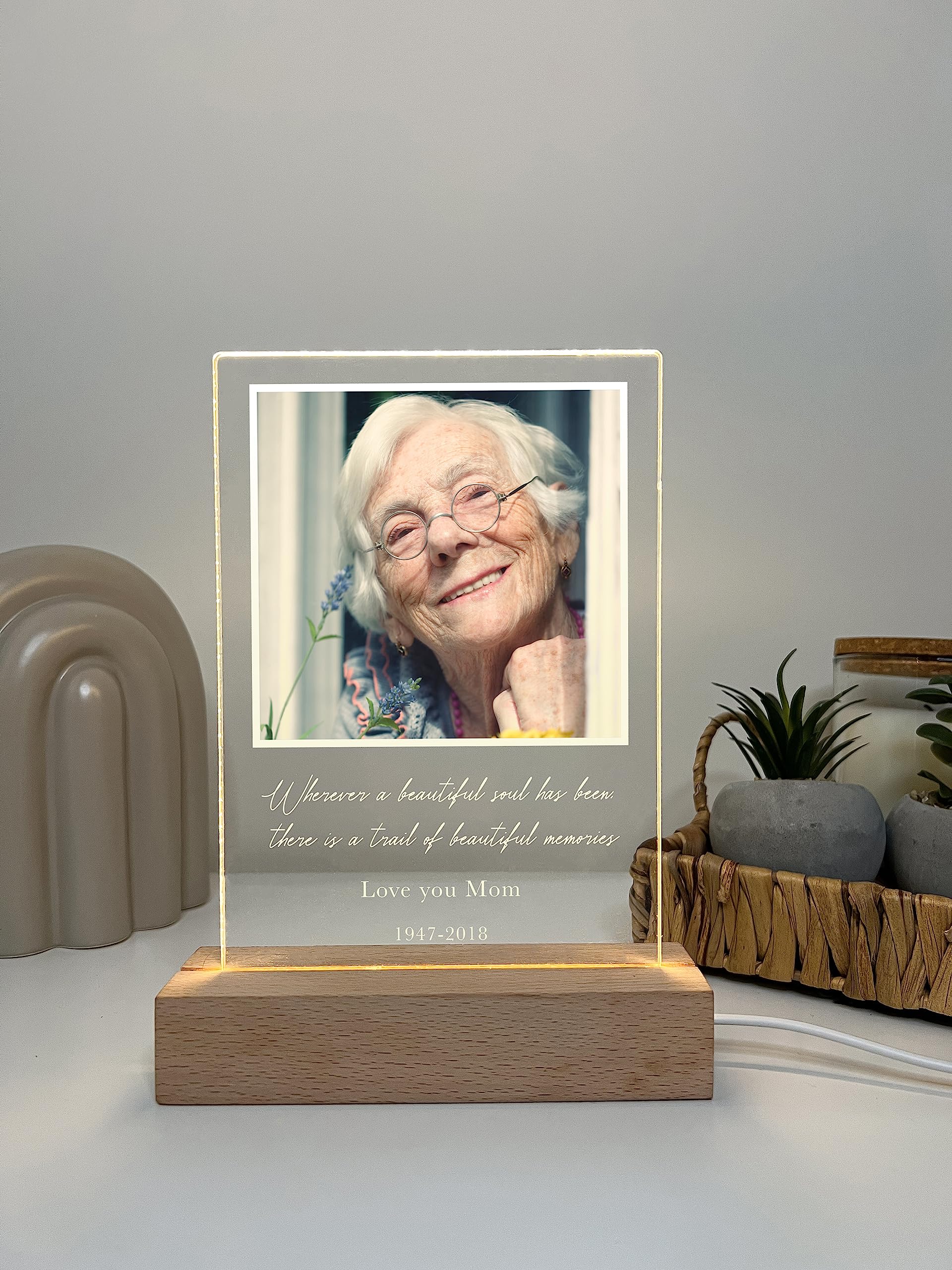 Mirror Mania Custom Personalized Photo Led Wood Stand Night Light Up Table Lamp In Loving Memory Loved One Heart R.I.P Condolence Remembrance Loss Sympathy Bereavement Memorial